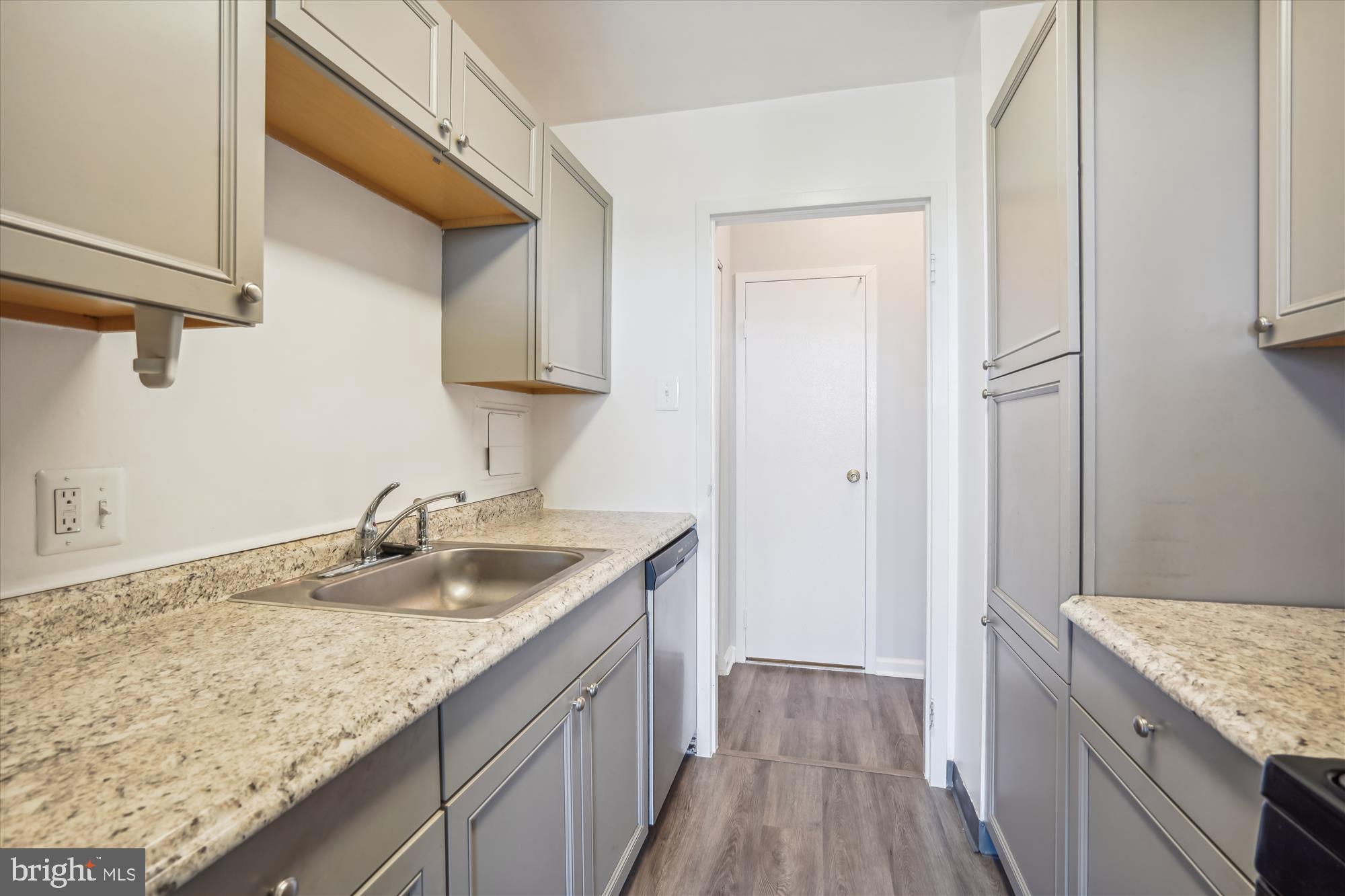 THE FOUNTAINS - Residential