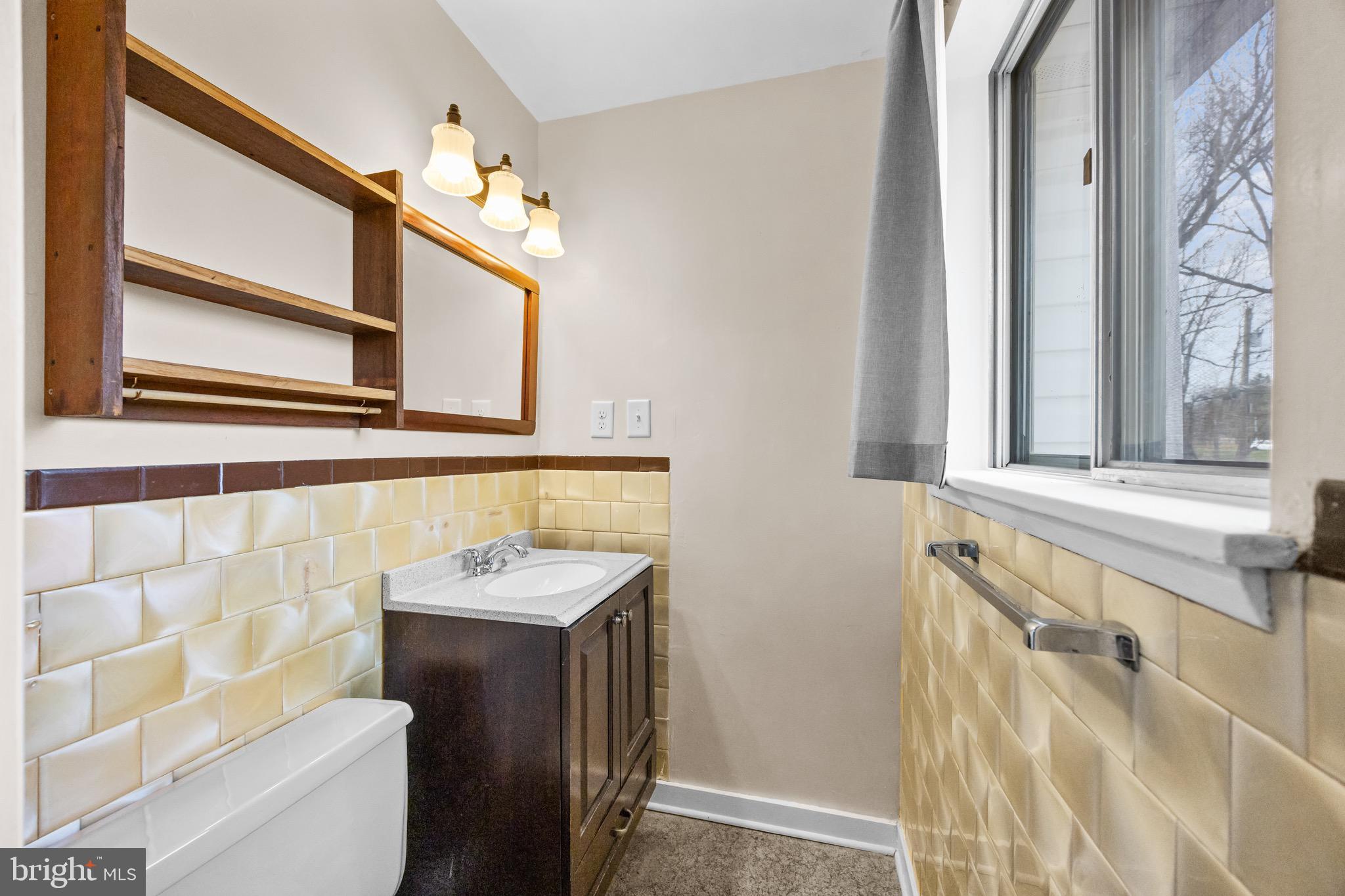 SUBURBIA - Residential