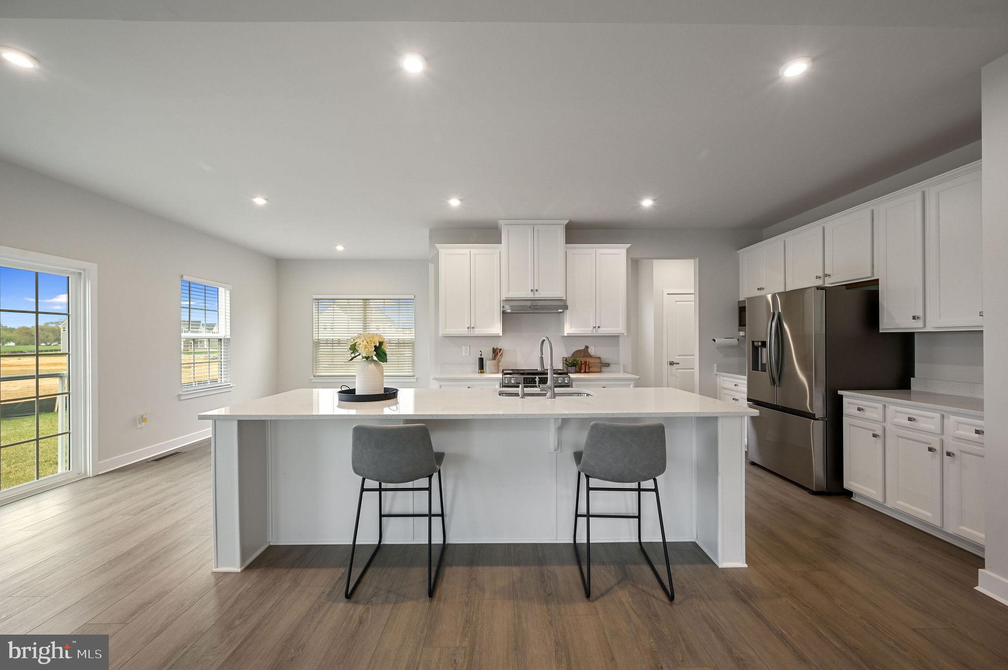 HIDDEN BROOK - Residential