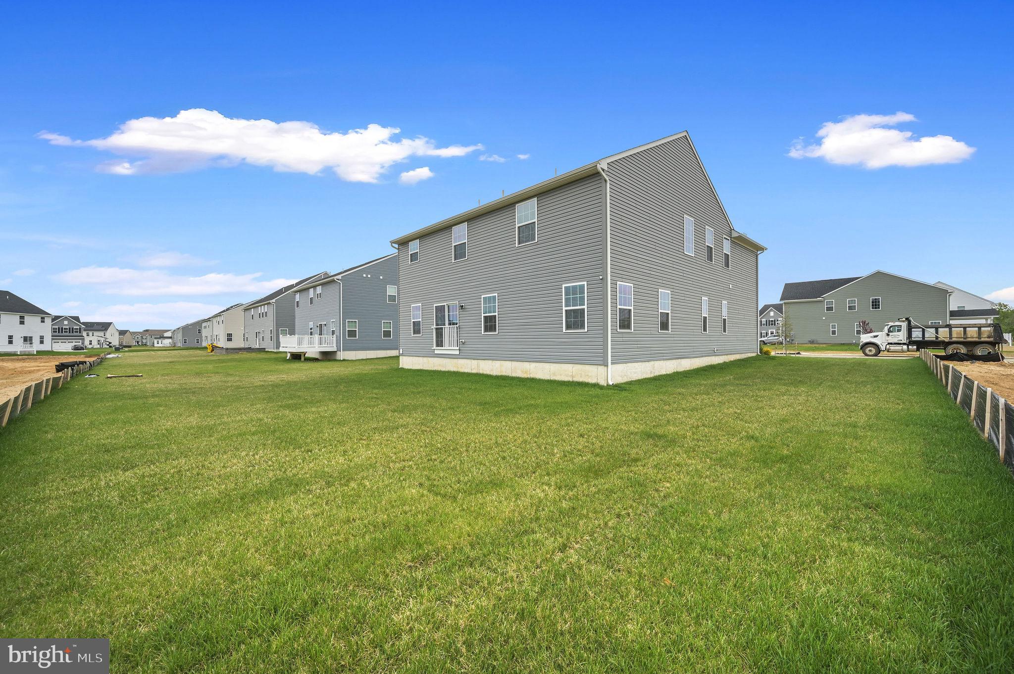 HIDDEN BROOK - Residential