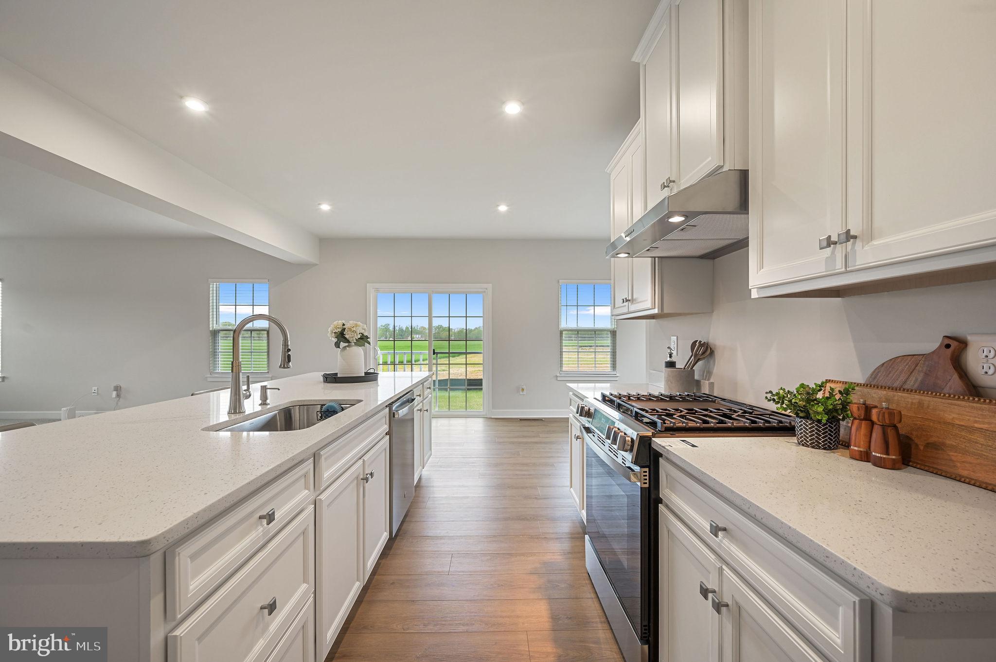 HIDDEN BROOK - Residential