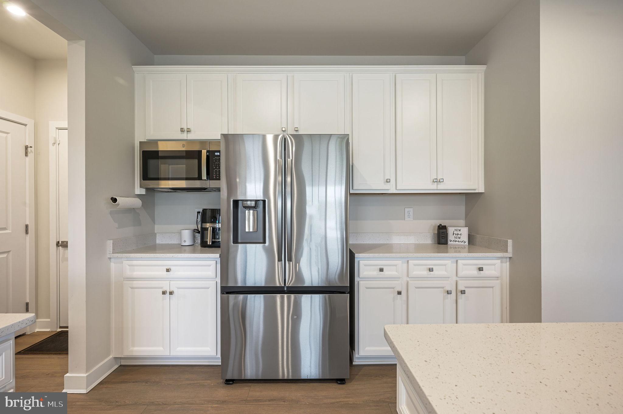 HIDDEN BROOK - Residential