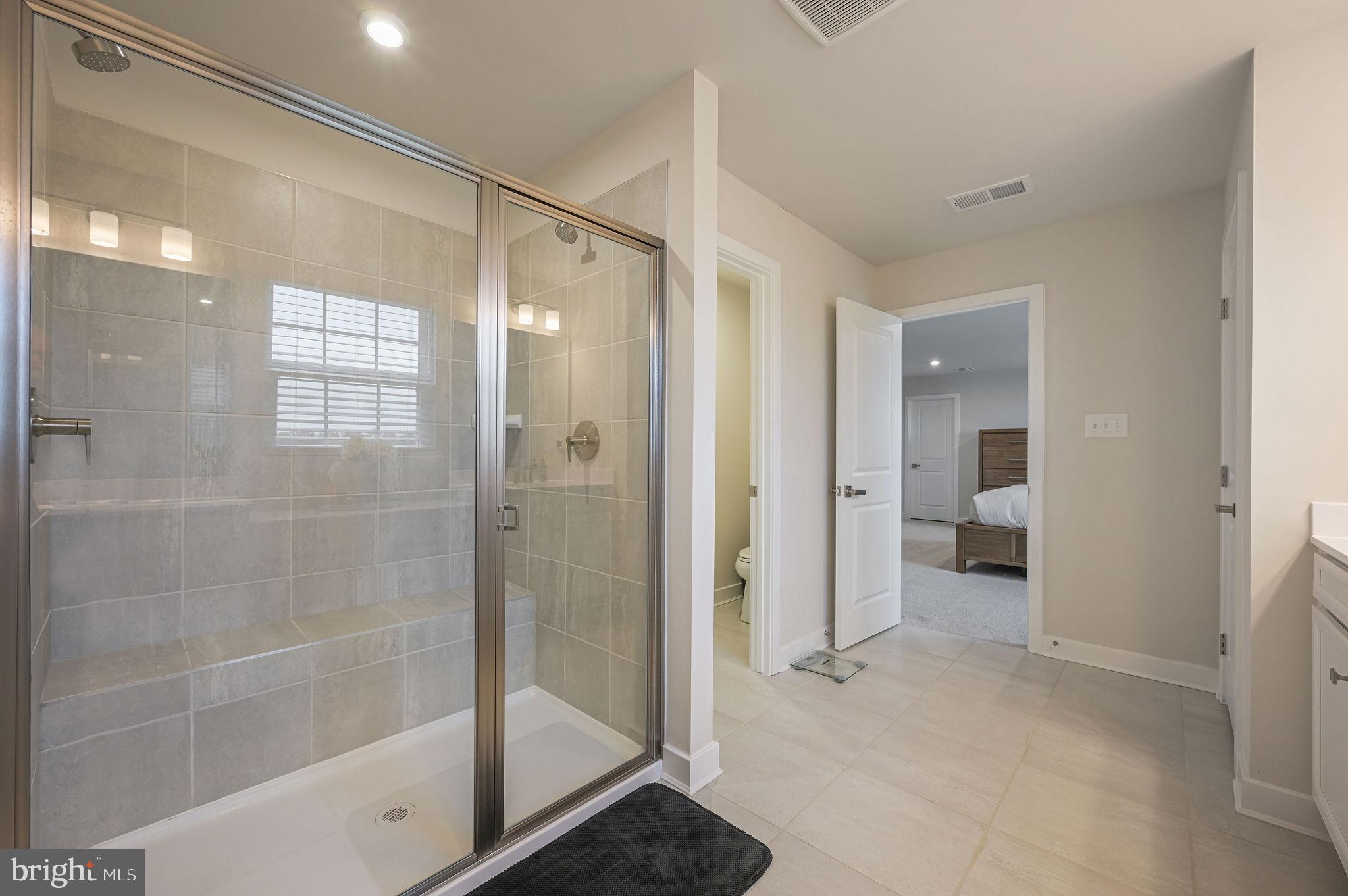 HIDDEN BROOK - Residential