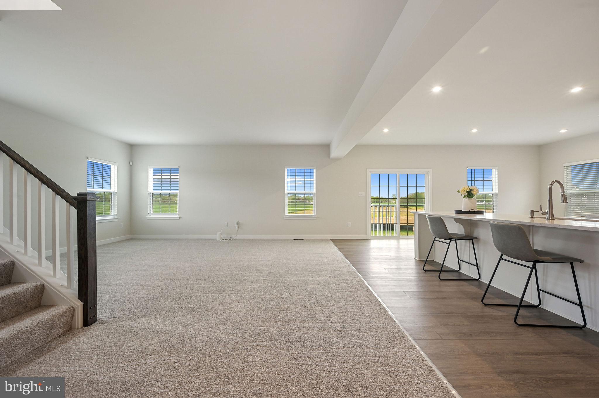 HIDDEN BROOK - Residential