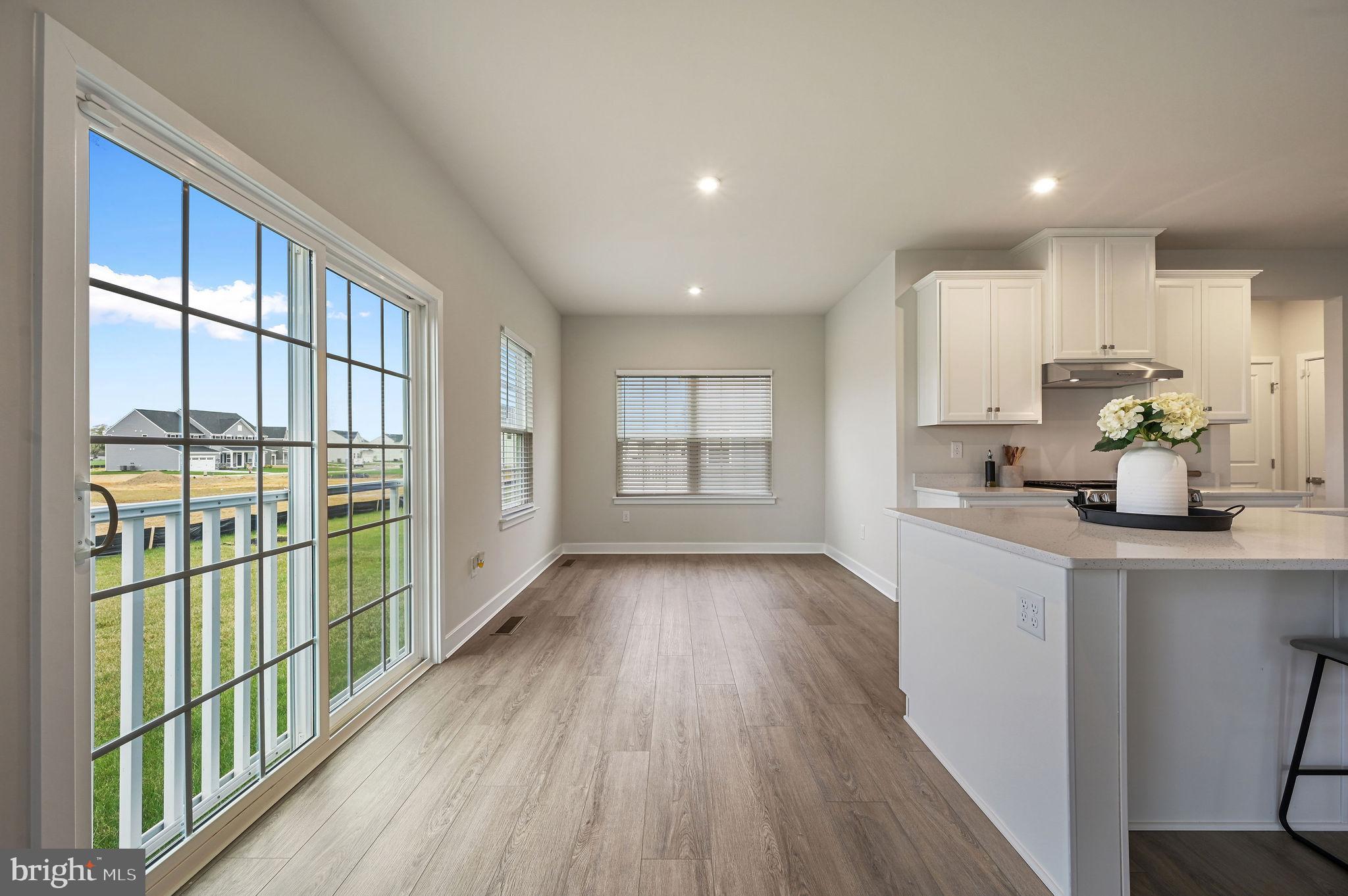 HIDDEN BROOK - Residential