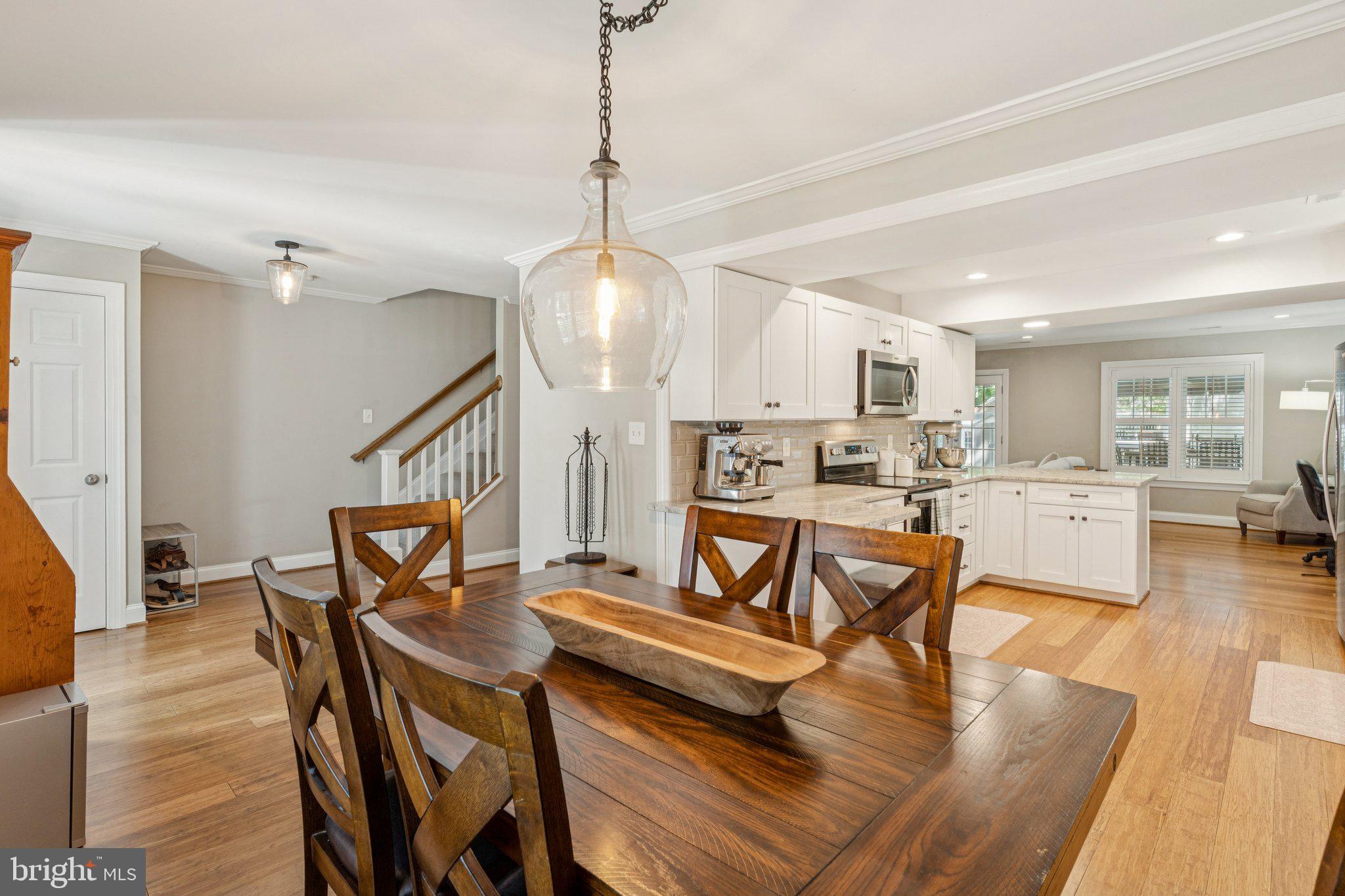 BAY HIGHLANDS - Residential