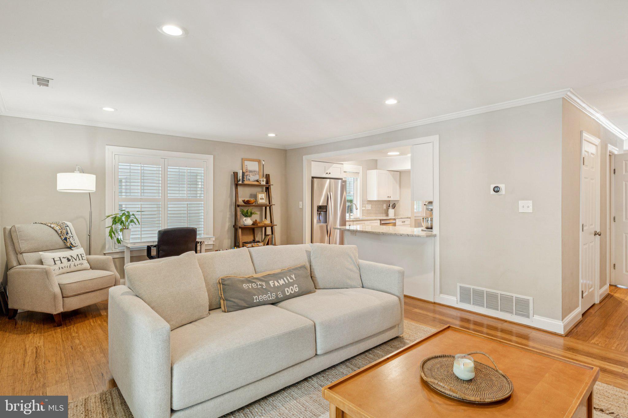 BAY HIGHLANDS - Residential