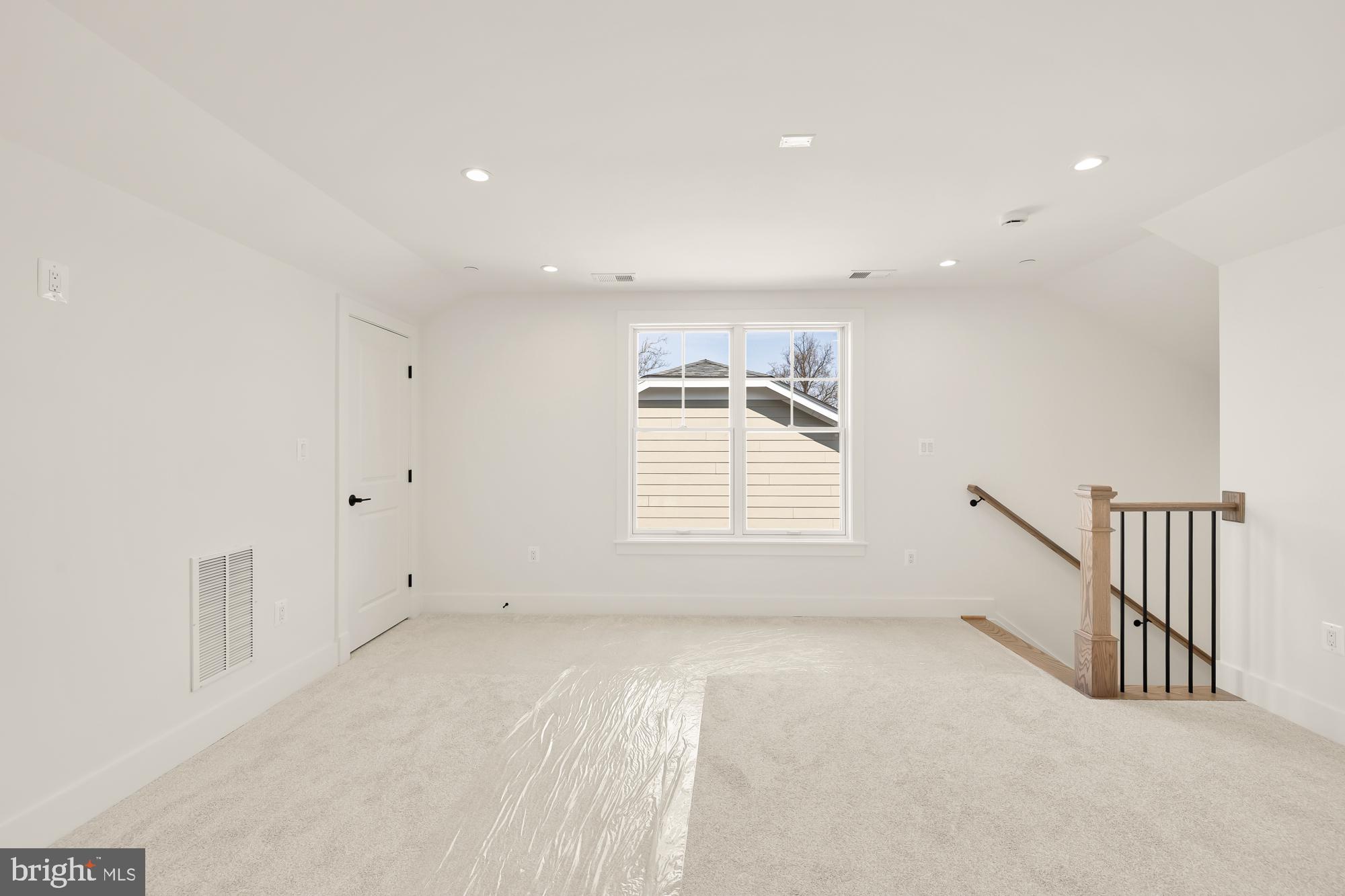 ALTA VISTA GARDENS - Residential