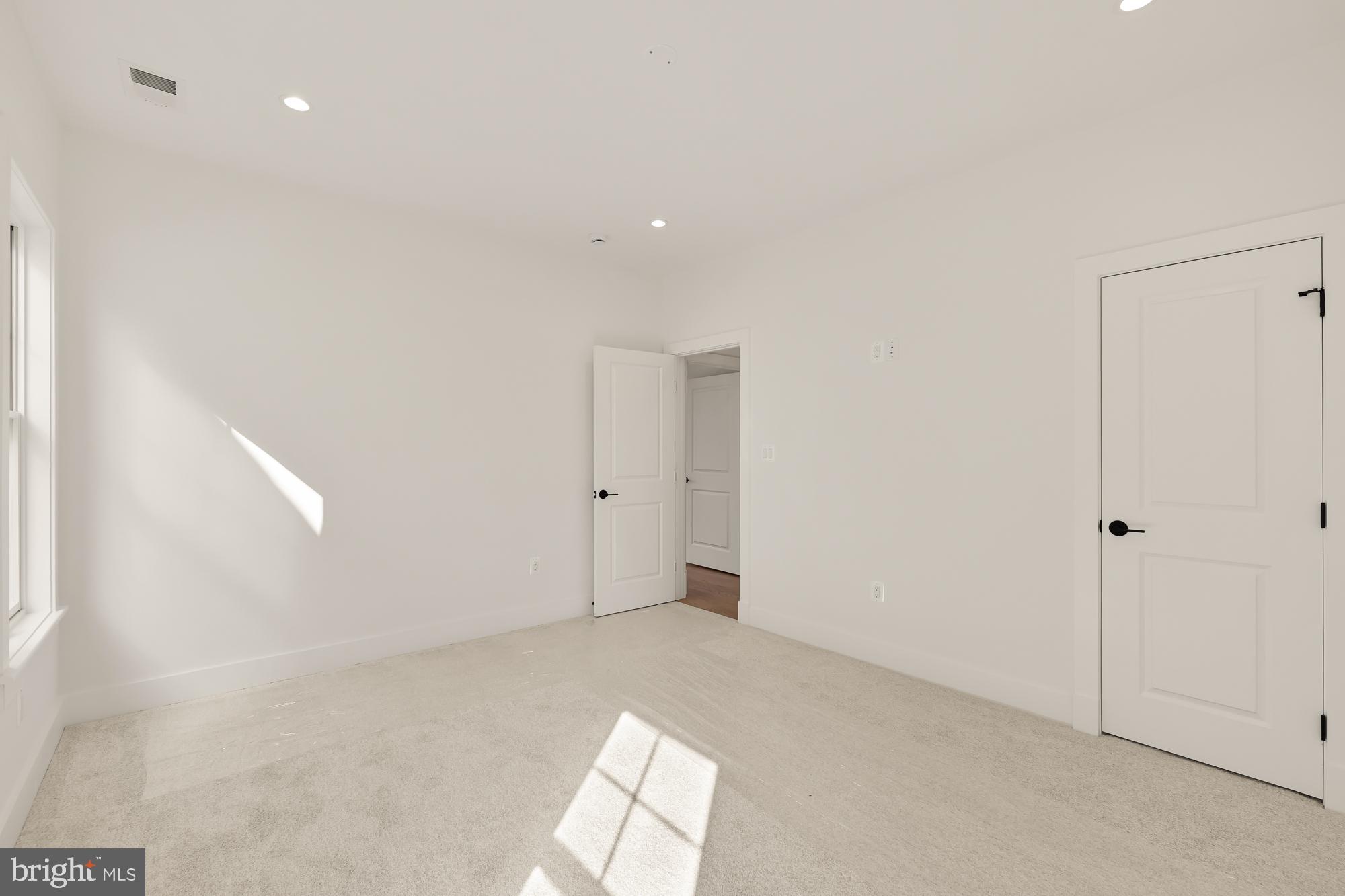 ALTA VISTA GARDENS - Residential