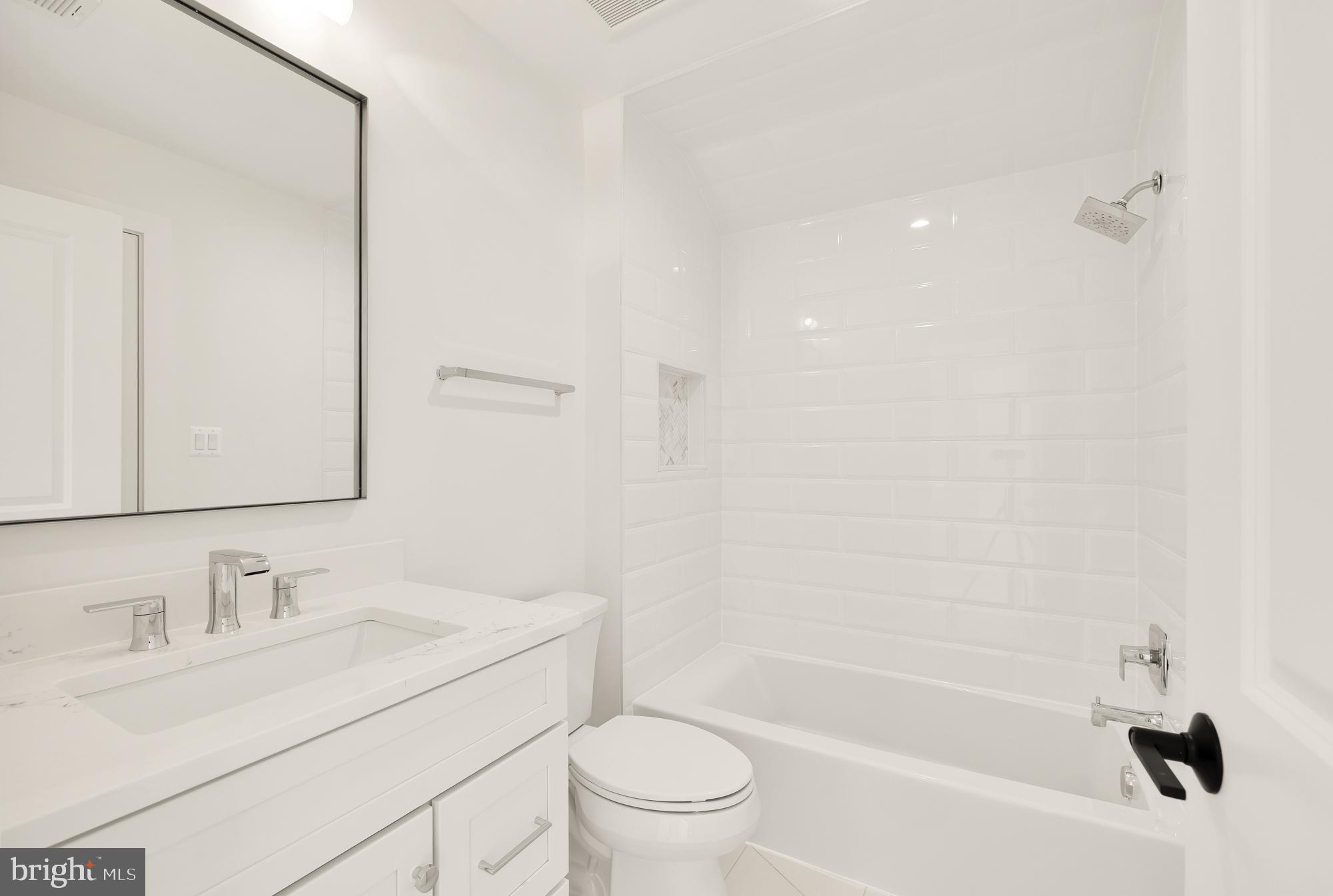 ALTA VISTA GARDENS - Residential