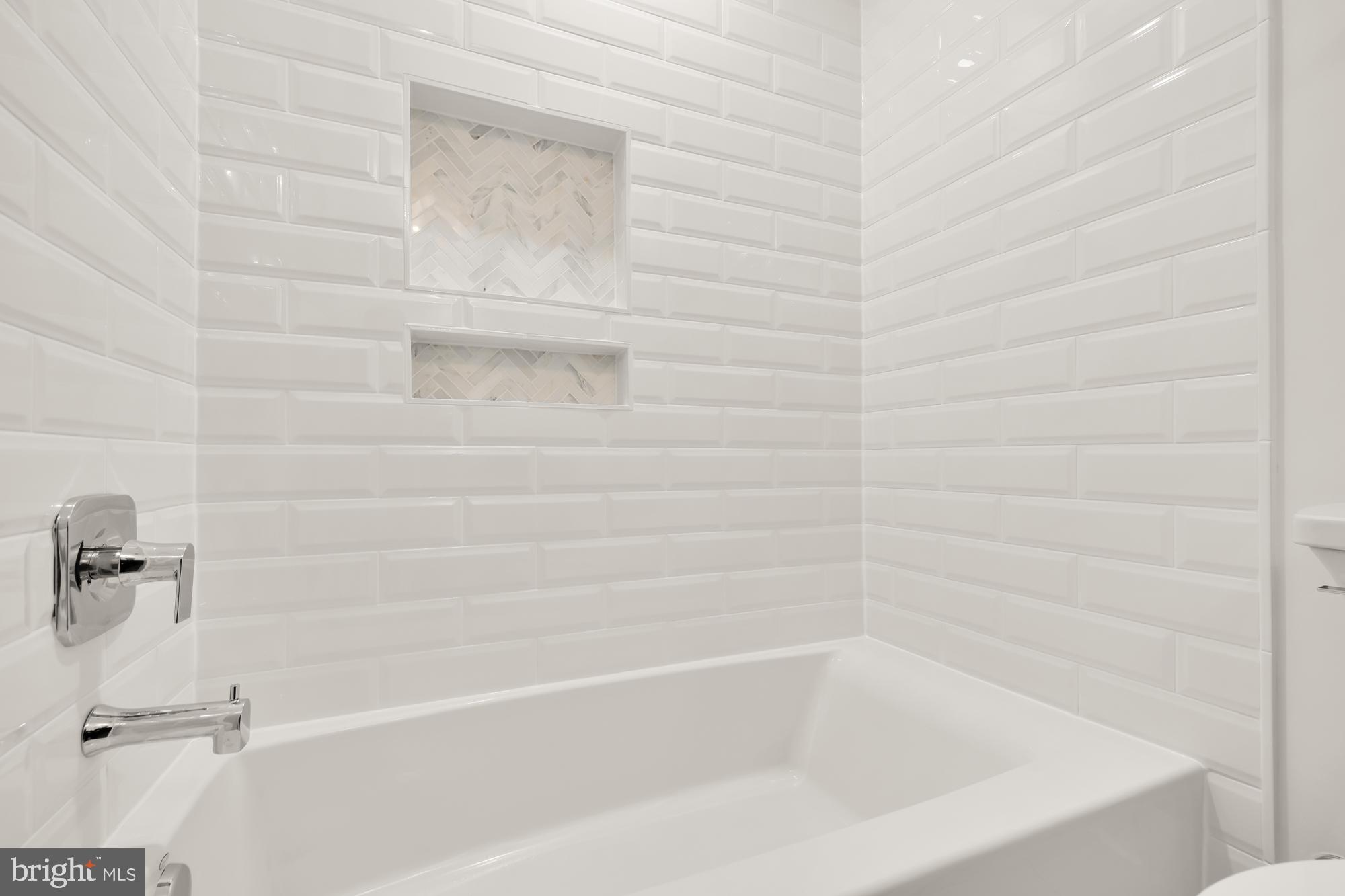 ALTA VISTA GARDENS - Residential