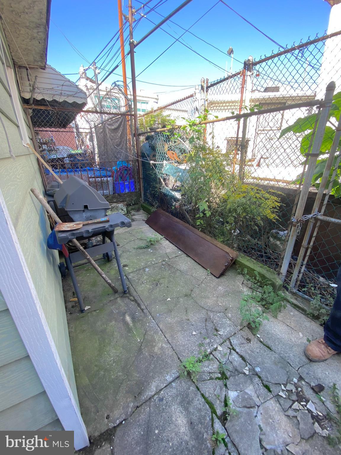 PHILADELPHIA (NORTH) - Residential