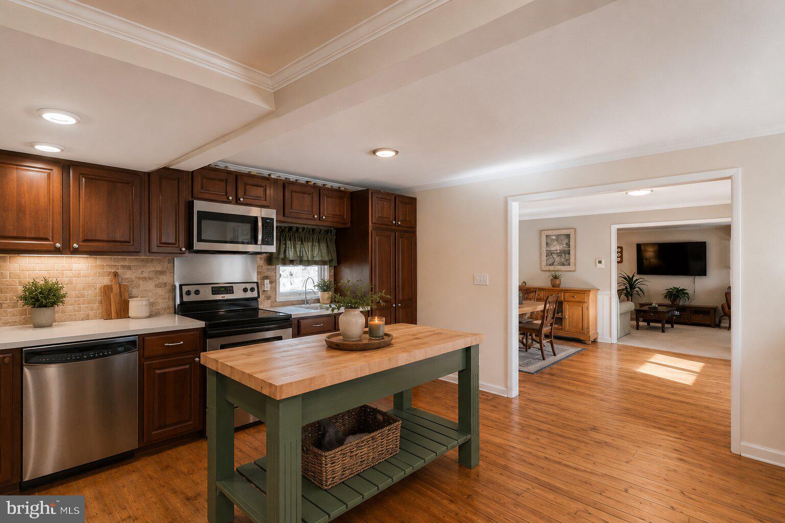 215 NANTICOKE ROAD