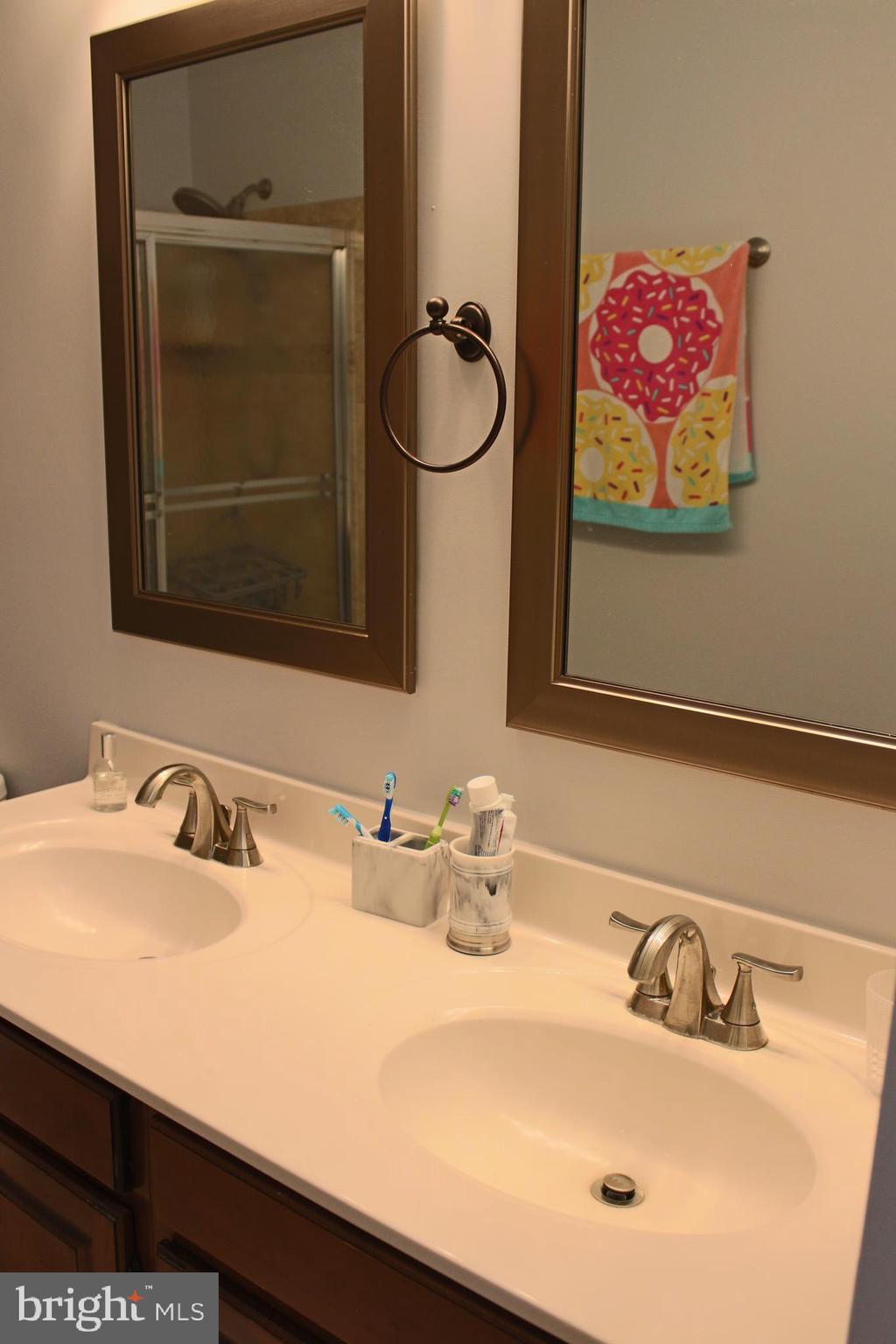 SOUTH RUN - Residential Lease