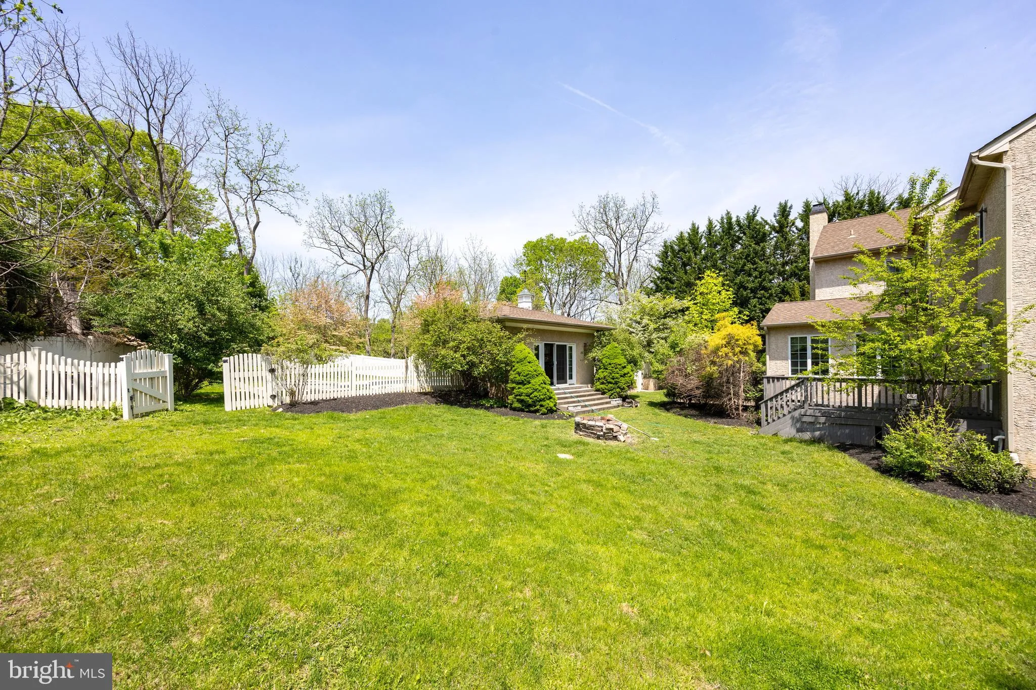 Exton, Pennsylvania 19341, United States, 5 Bedrooms Bedrooms, ,8 BathroomsBathrooms,Residential,Pending,126281