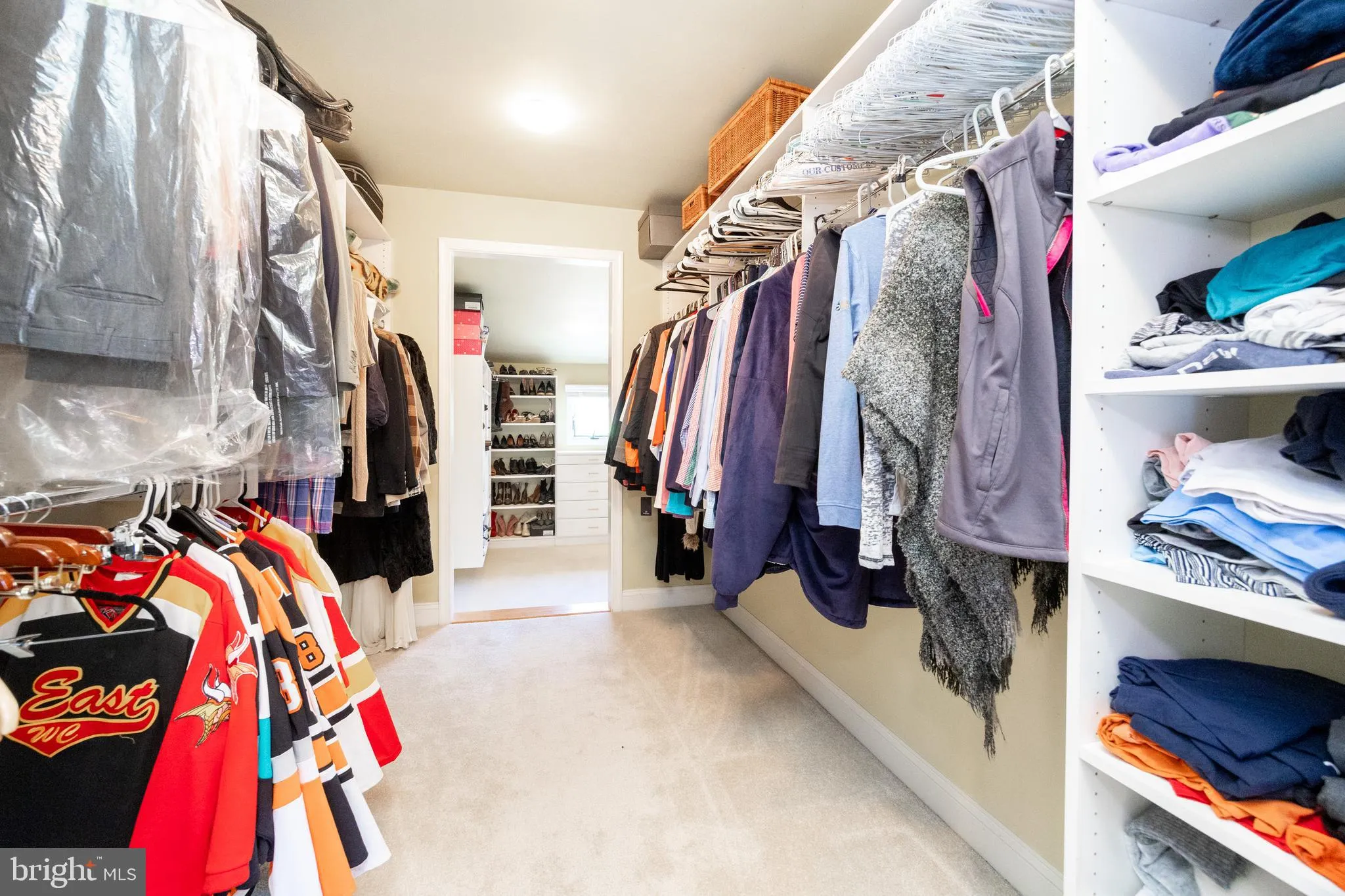 Exton, Pennsylvania 19341, United States, 5 Bedrooms Bedrooms, ,8 BathroomsBathrooms,Residential,Pending,126281