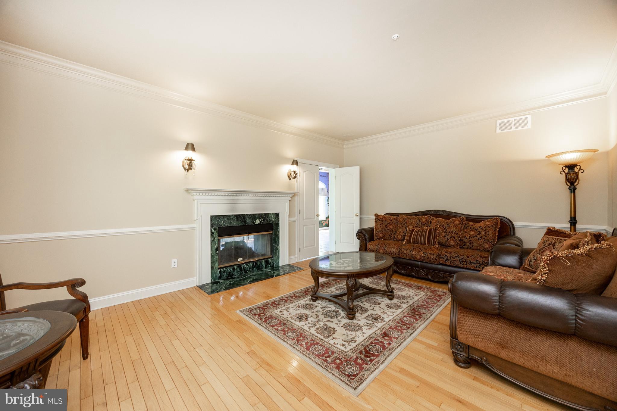 SWEDESFORD CHASE - Residential