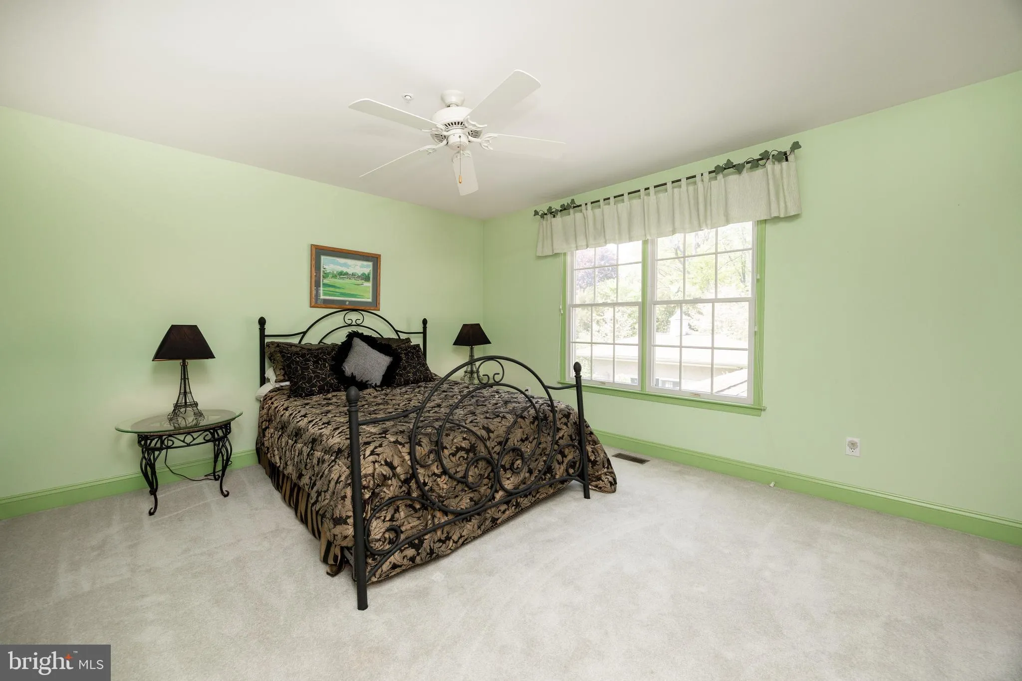 Exton, Pennsylvania 19341, United States, 5 Bedrooms Bedrooms, ,8 BathroomsBathrooms,Residential,Pending,126281