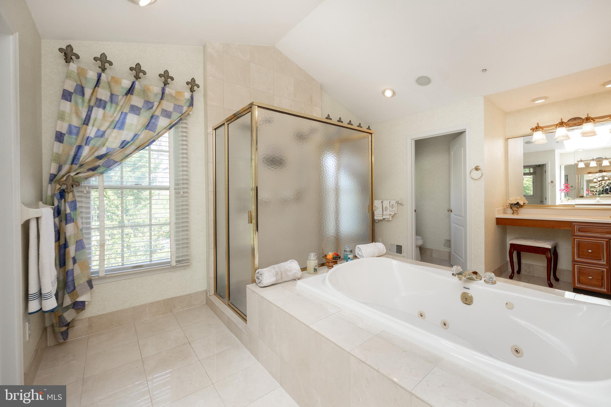 SWEDESFORD CHASE - Residential