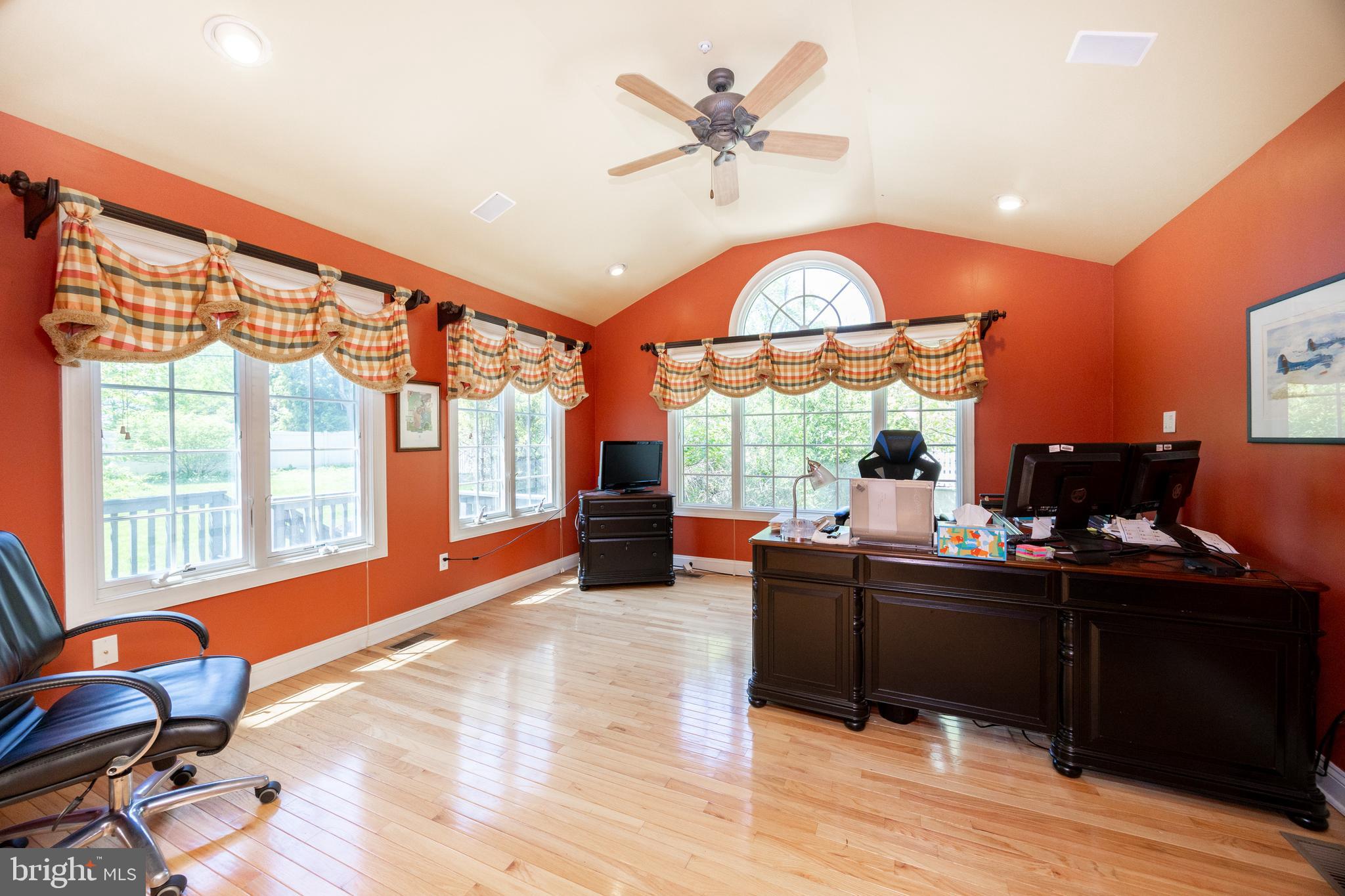 SWEDESFORD CHASE - Residential