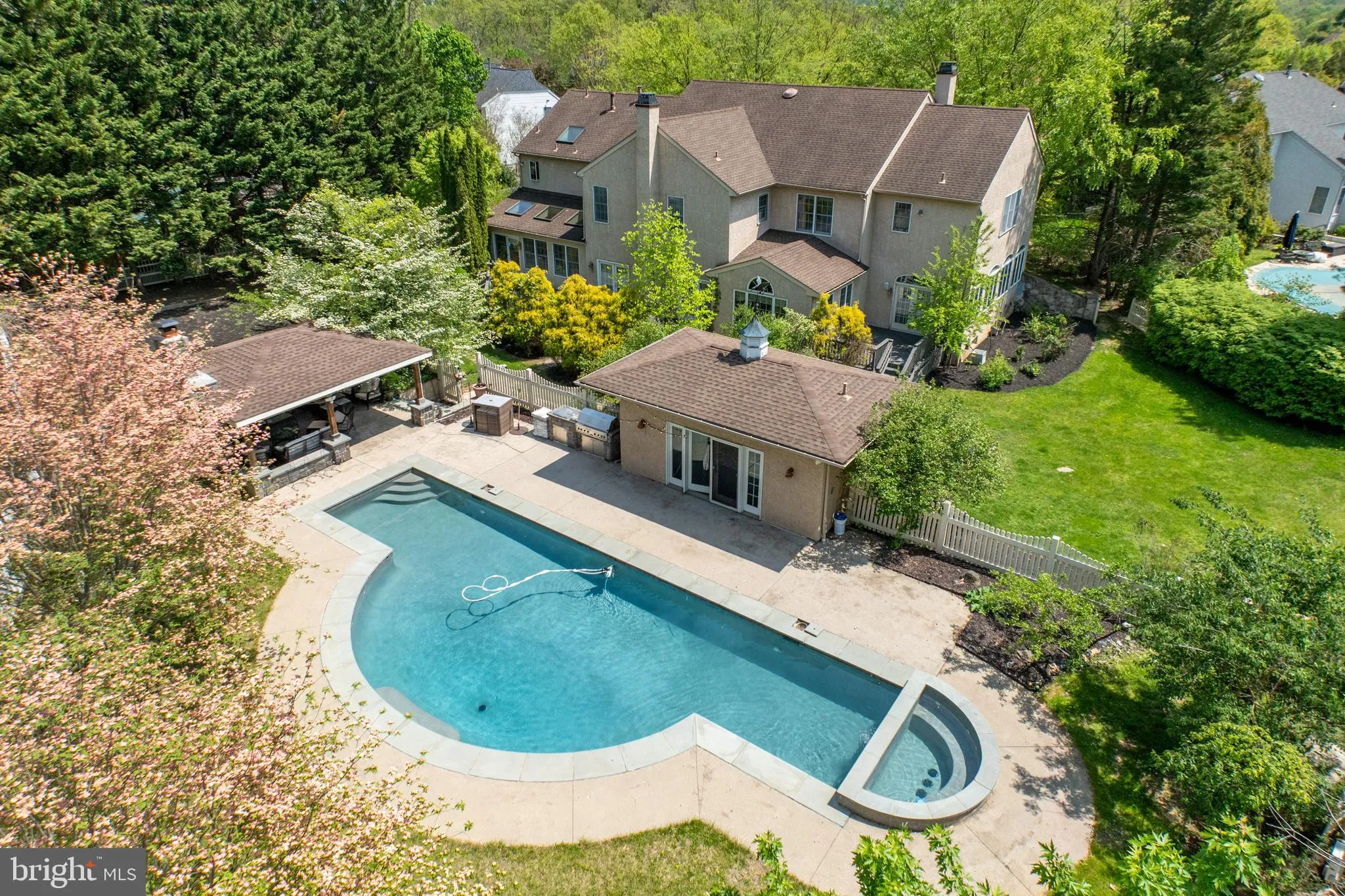 Exton, Pennsylvania 19341, United States, 5 Bedrooms Bedrooms, ,8 BathroomsBathrooms,Residential,Pending,126281