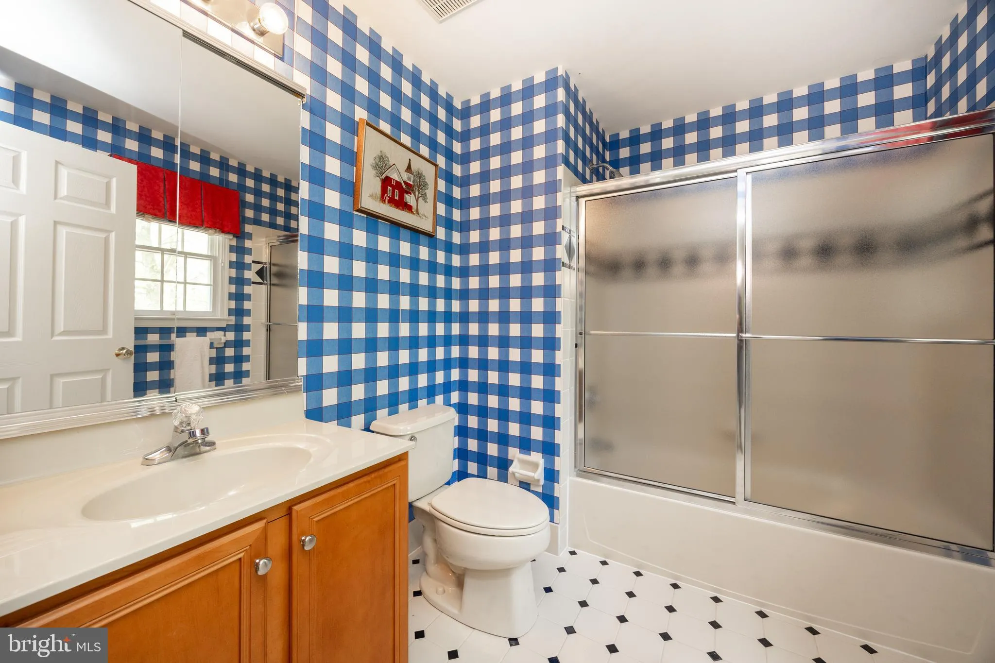 Exton, Pennsylvania 19341, United States, 5 Bedrooms Bedrooms, ,8 BathroomsBathrooms,Residential,Pending,126281