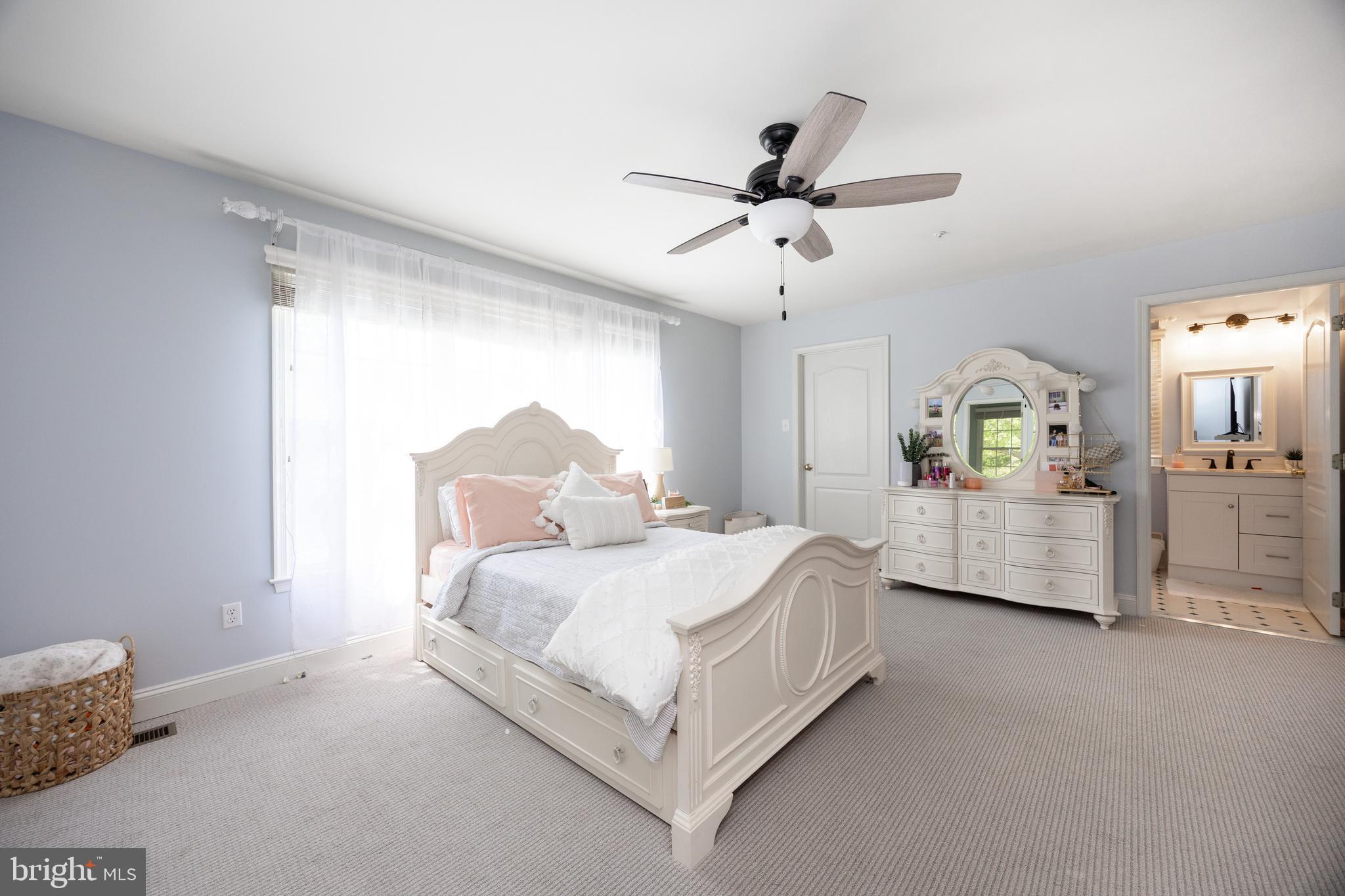 SWEDESFORD CHASE - Residential