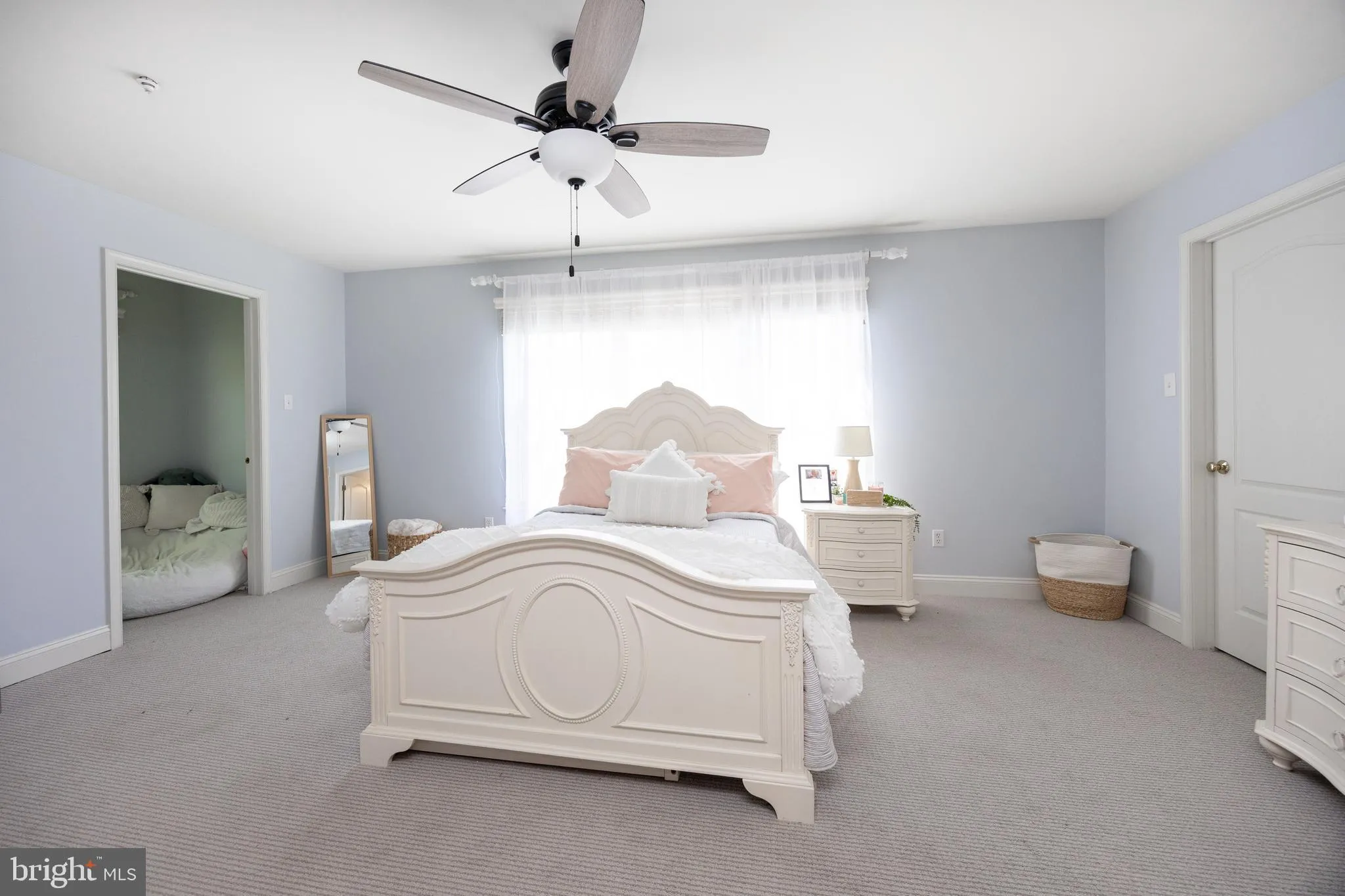 Exton, Pennsylvania 19341, United States, 5 Bedrooms Bedrooms, ,8 BathroomsBathrooms,Residential,Pending,126281