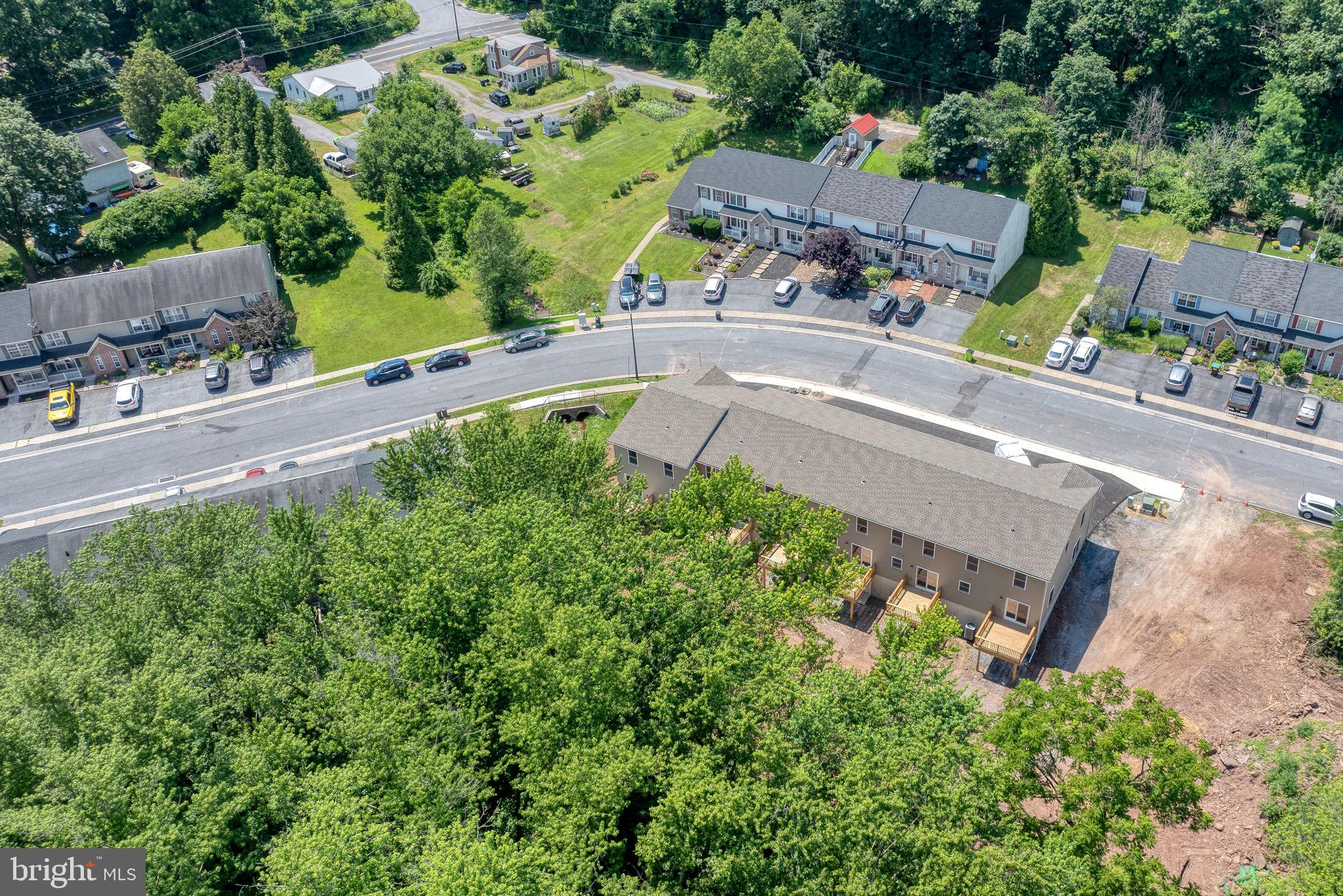 PETERSBURG COMMONS - Residential