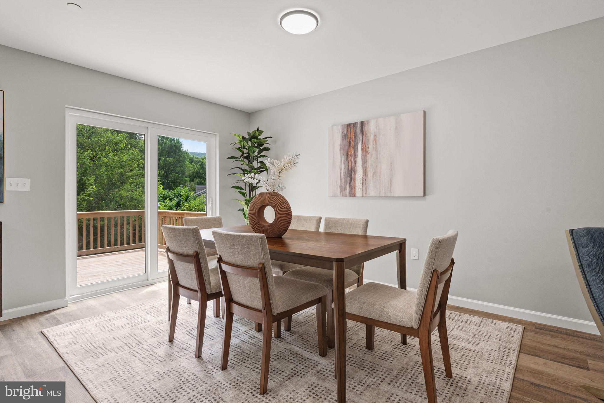 PETERSBURG COMMONS - Residential