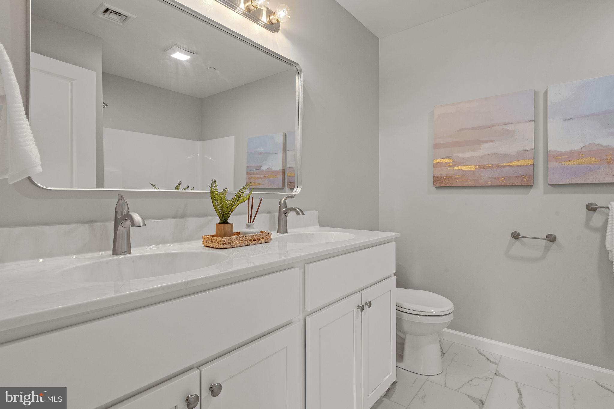 PETERSBURG COMMONS - Residential