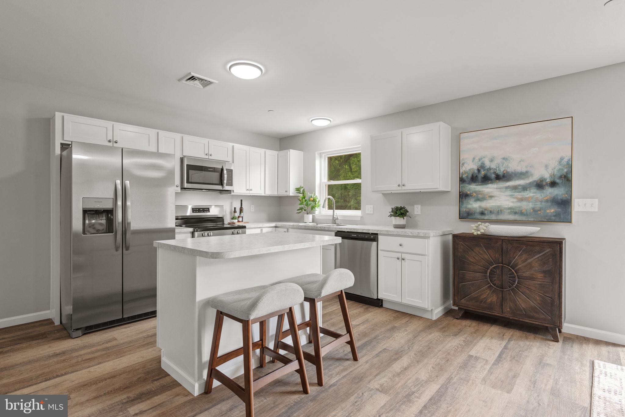 PETERSBURG COMMONS - Residential