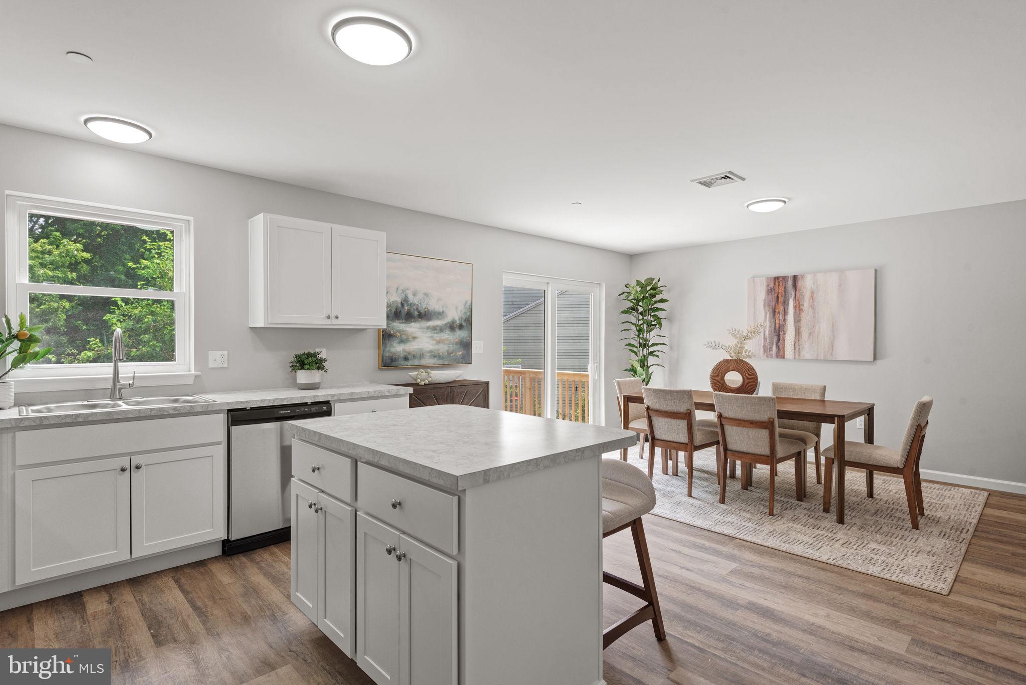 PETERSBURG COMMONS - Residential