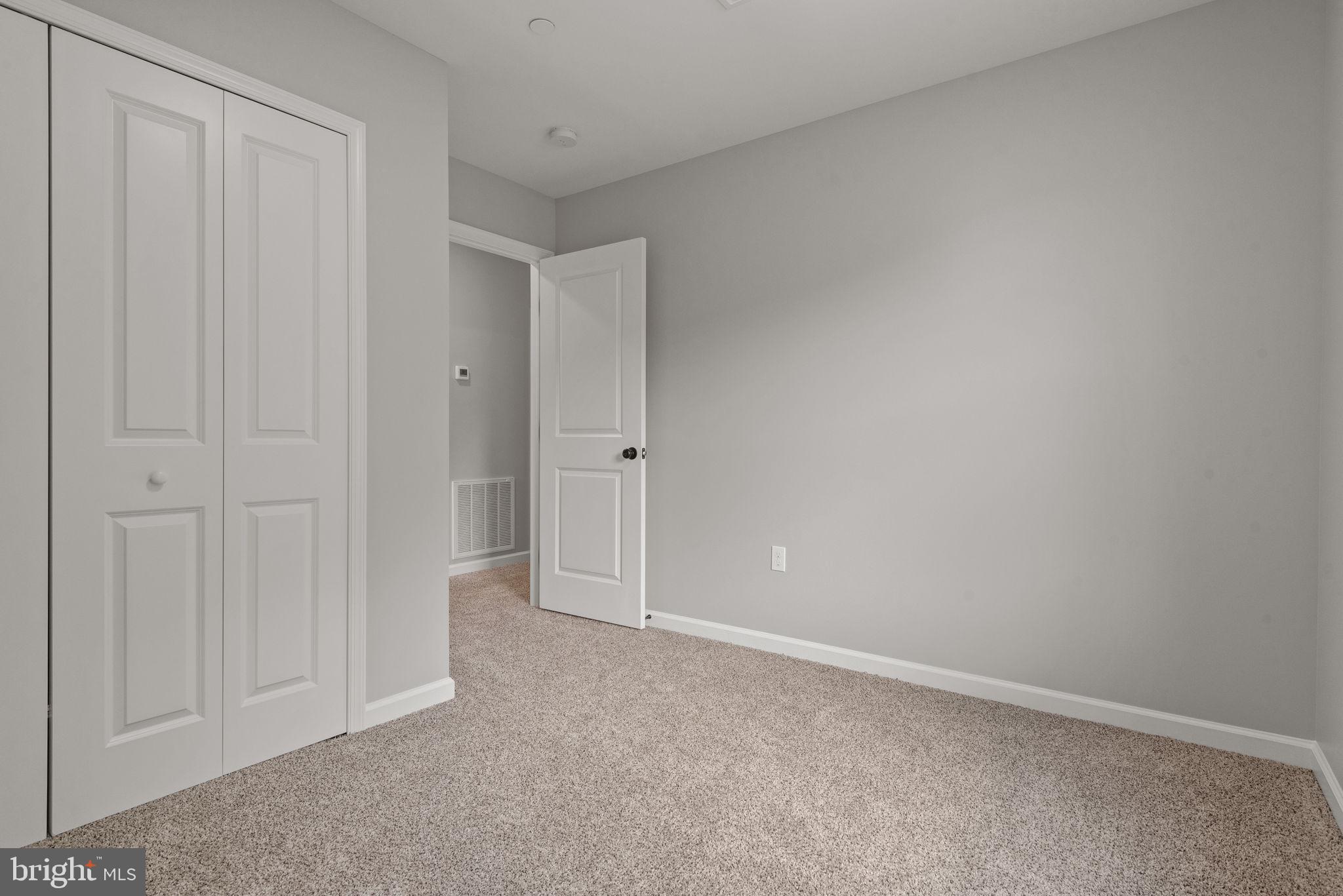 PETERSBURG COMMONS - Residential