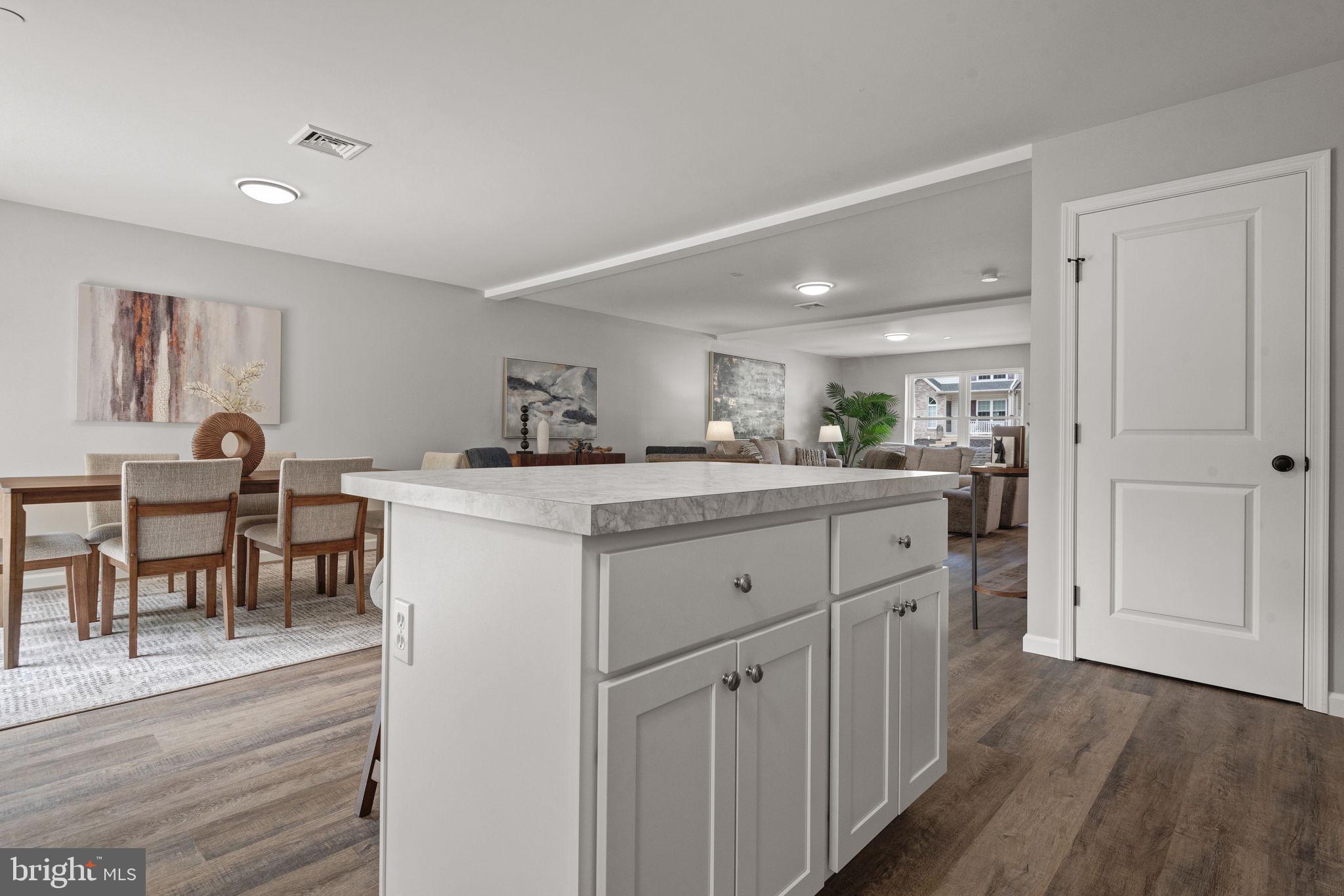 PETERSBURG COMMONS - Residential