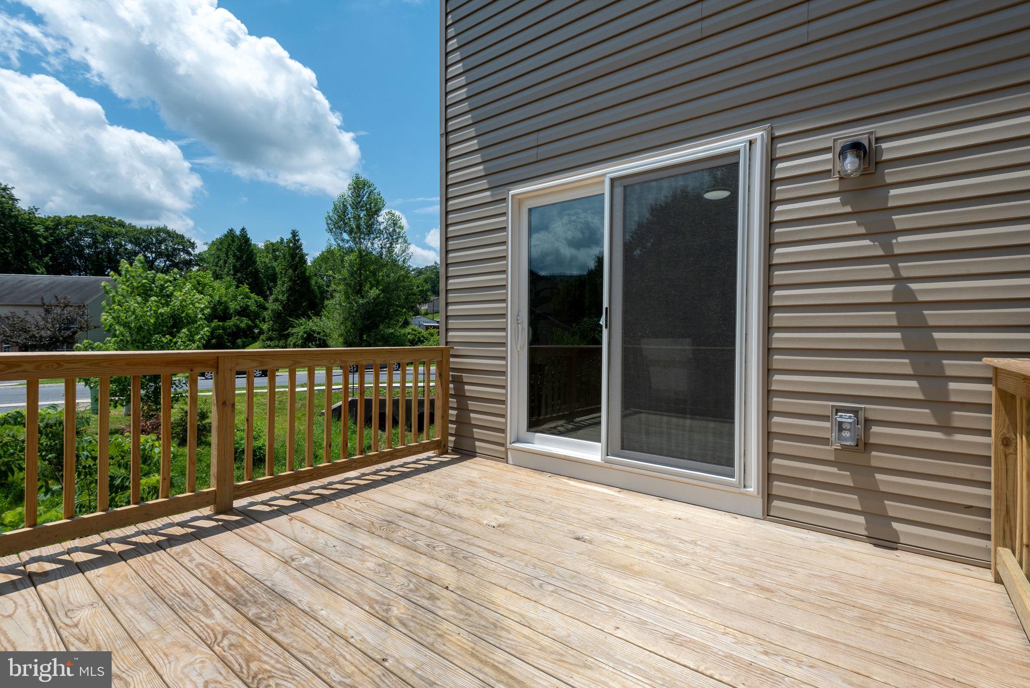 PETERSBURG COMMONS - Residential