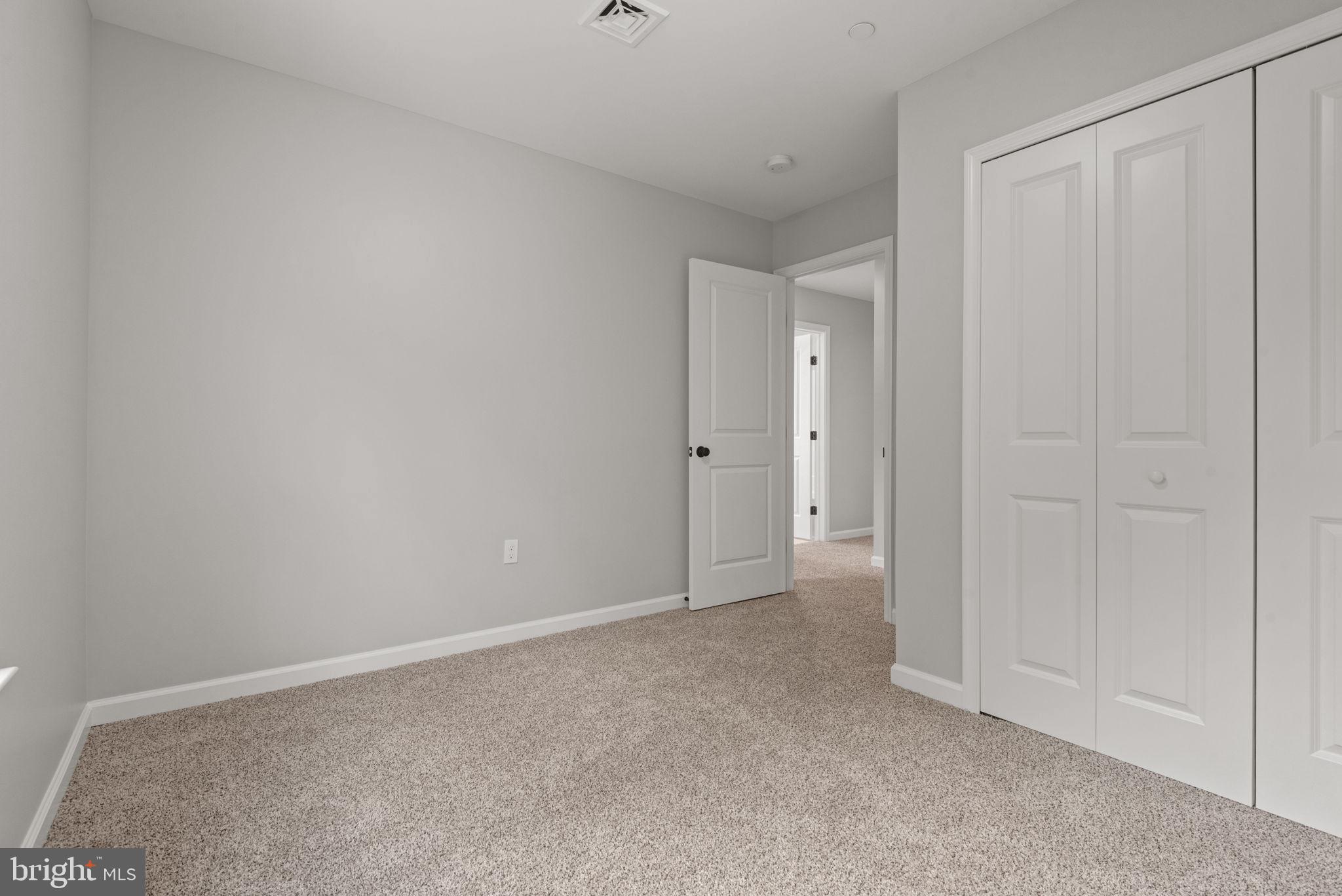 PETERSBURG COMMONS - Residential