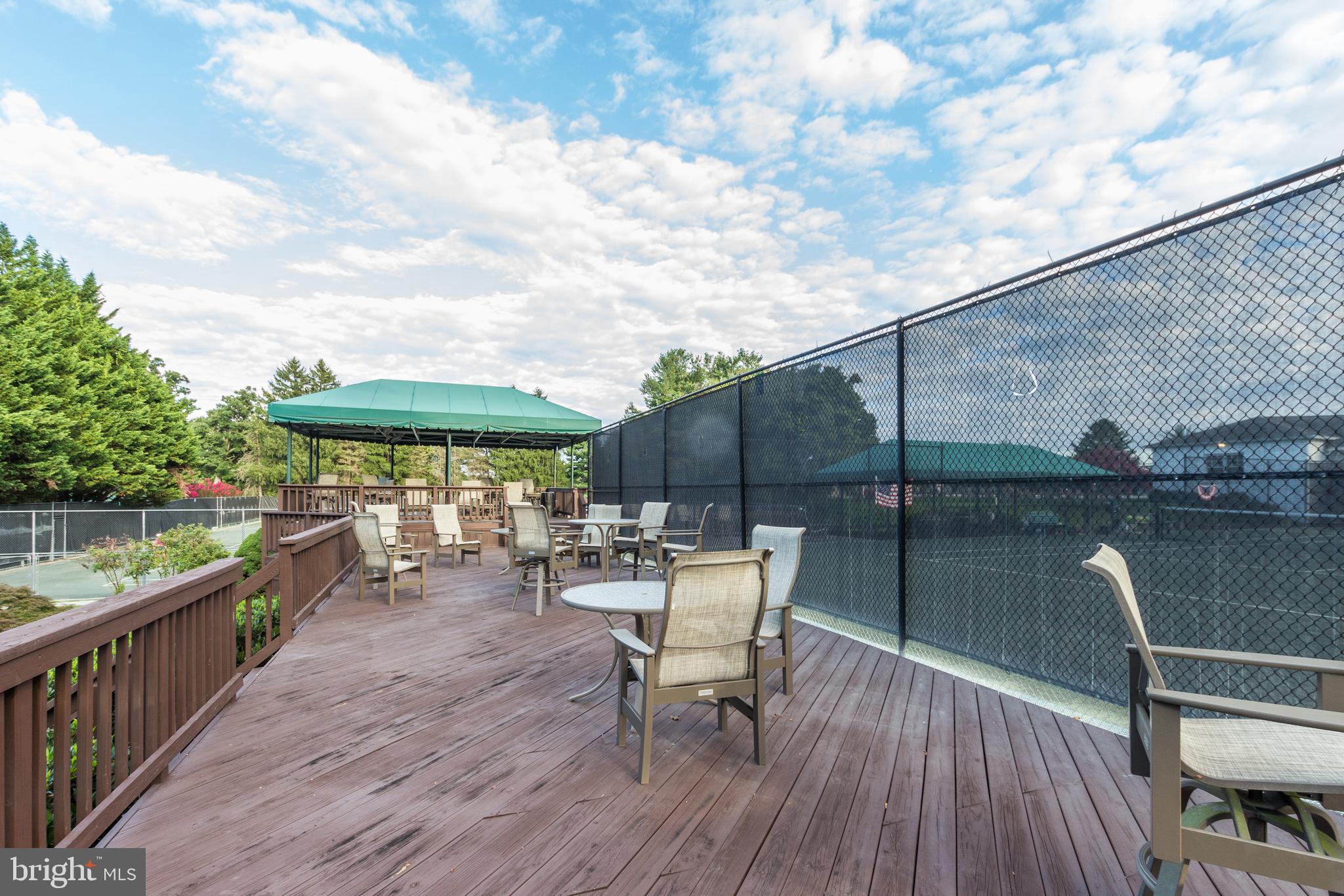 MANOR PARK - Residential