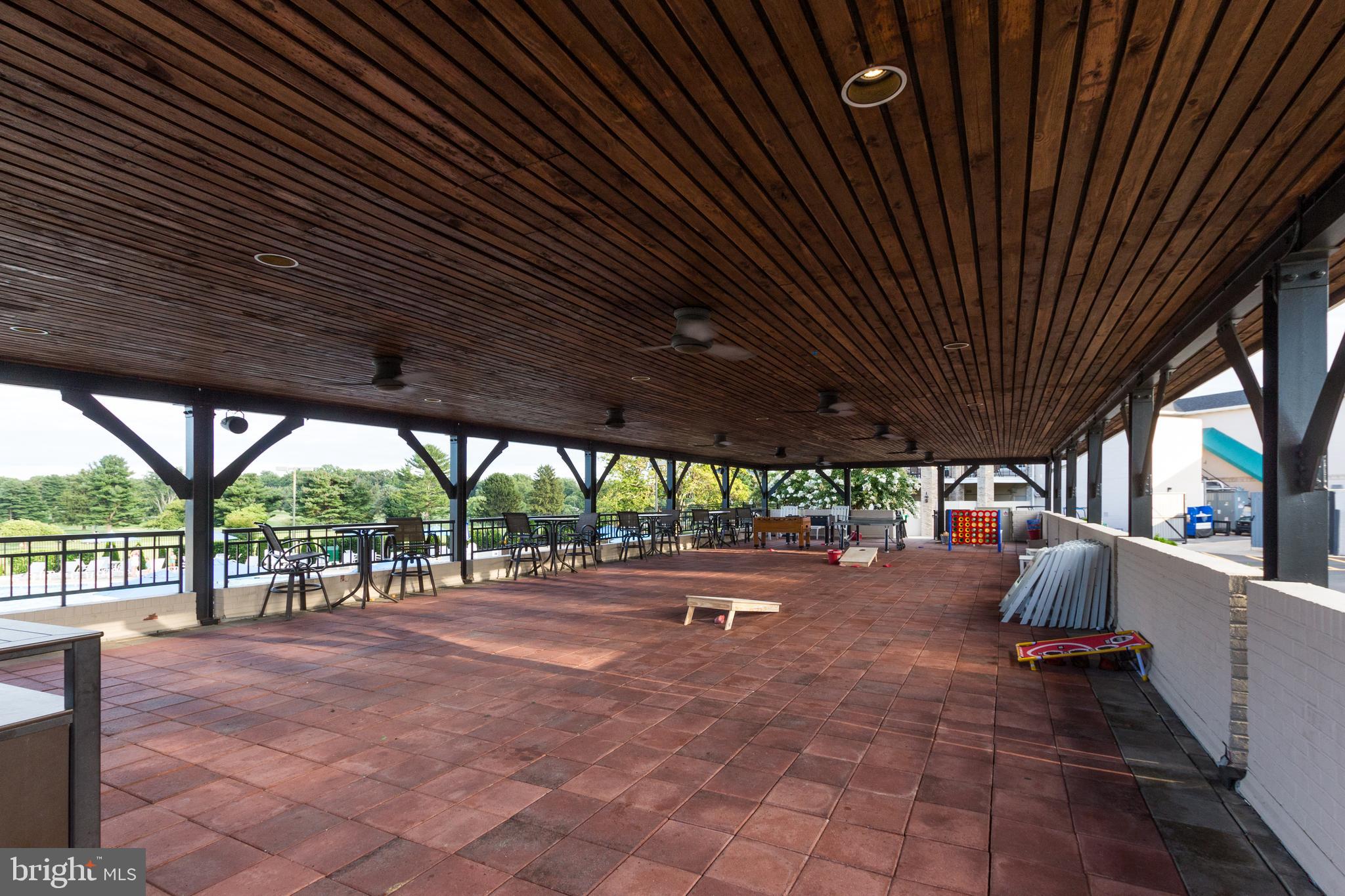 MANOR PARK - Residential