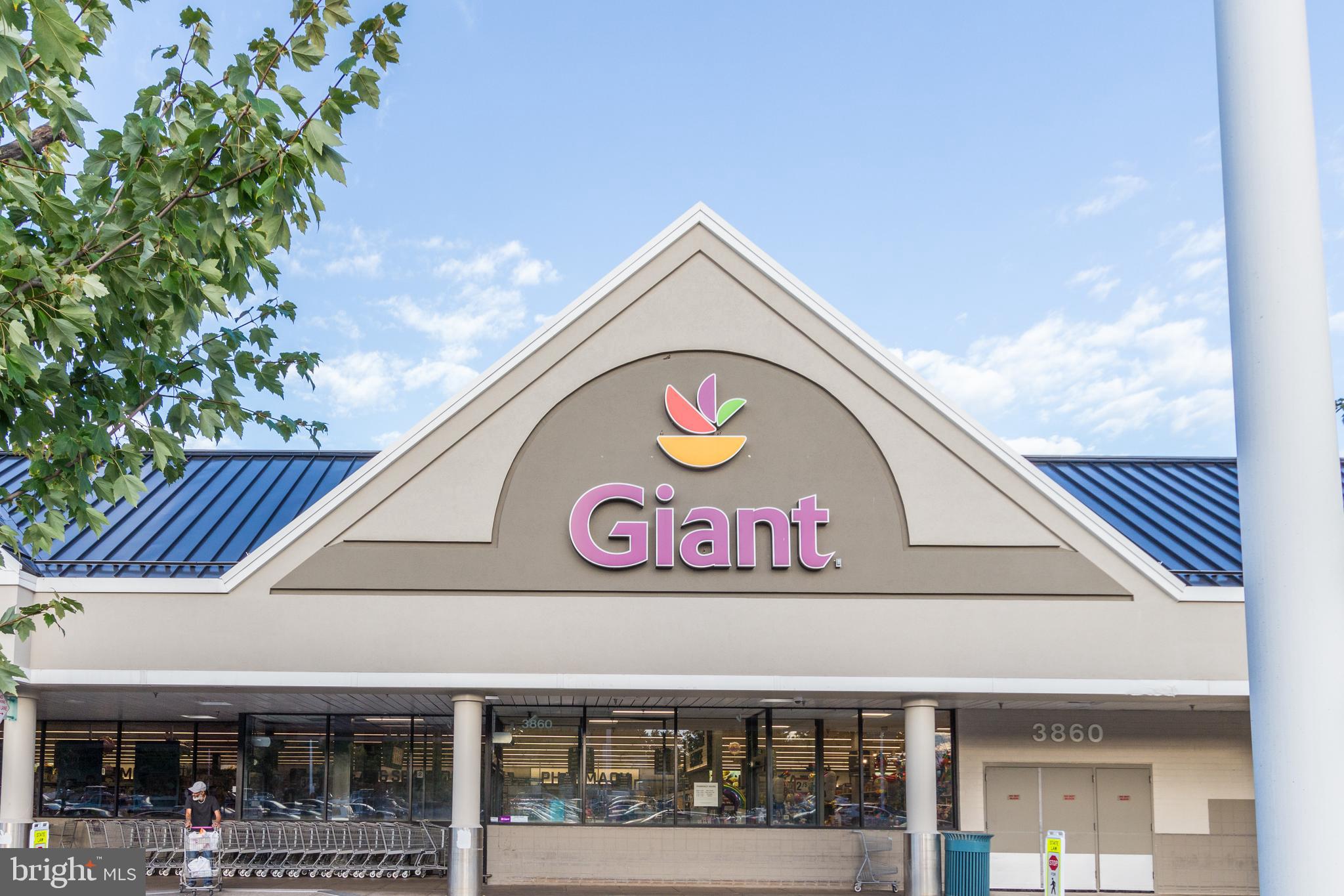 MANOR PARK - Residential