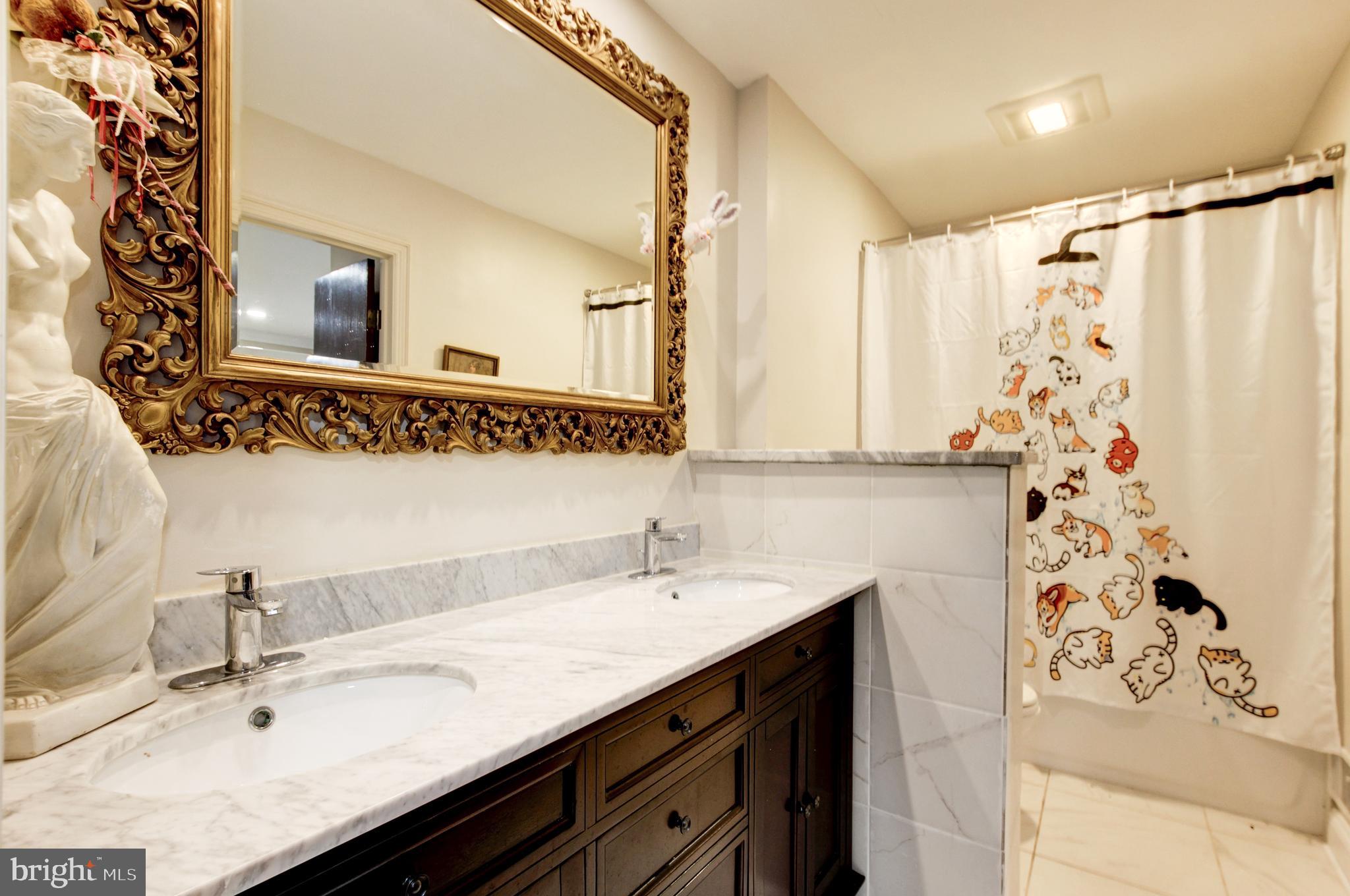 MANOR PARK - Residential