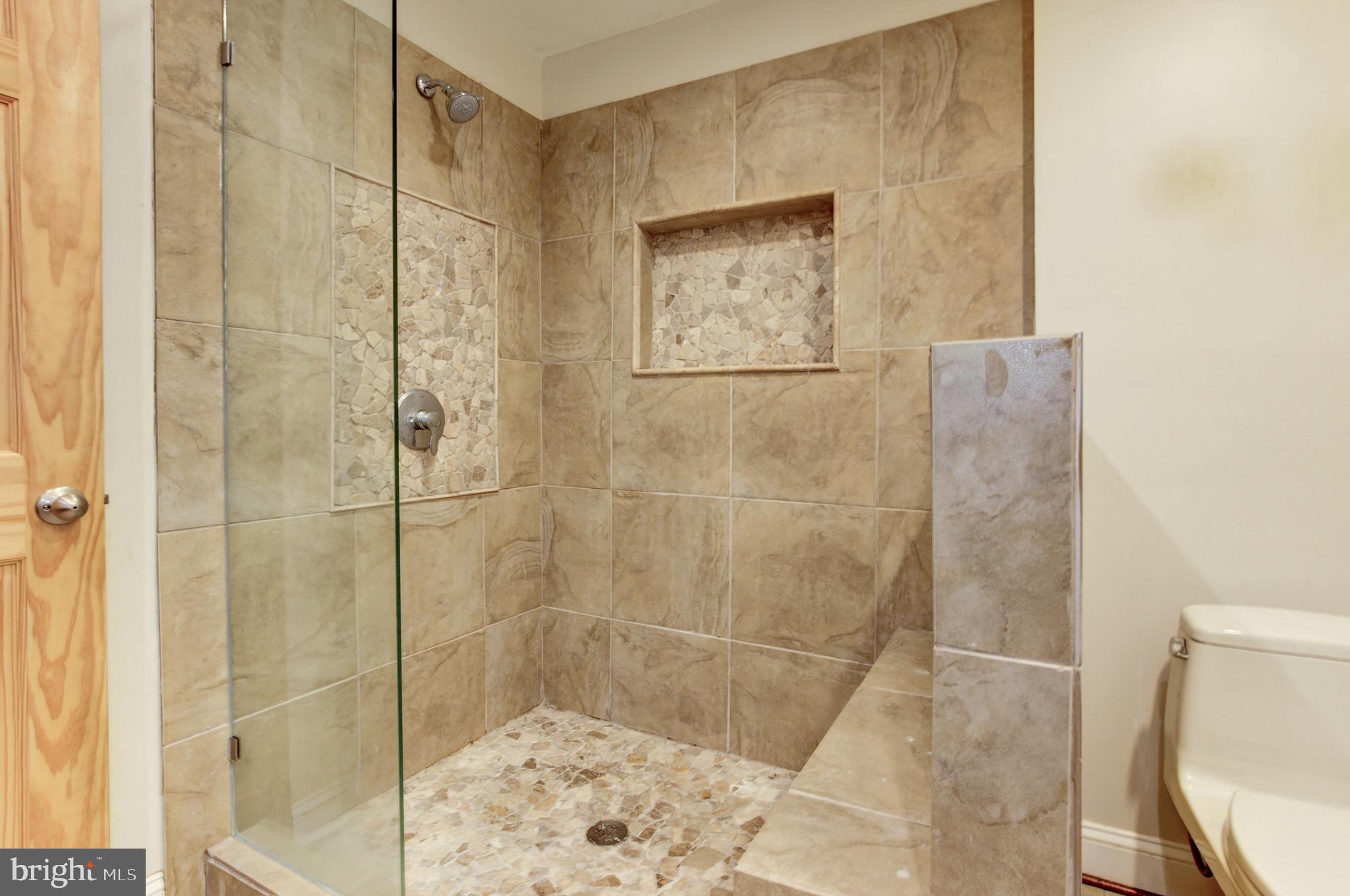 MANOR PARK - Residential