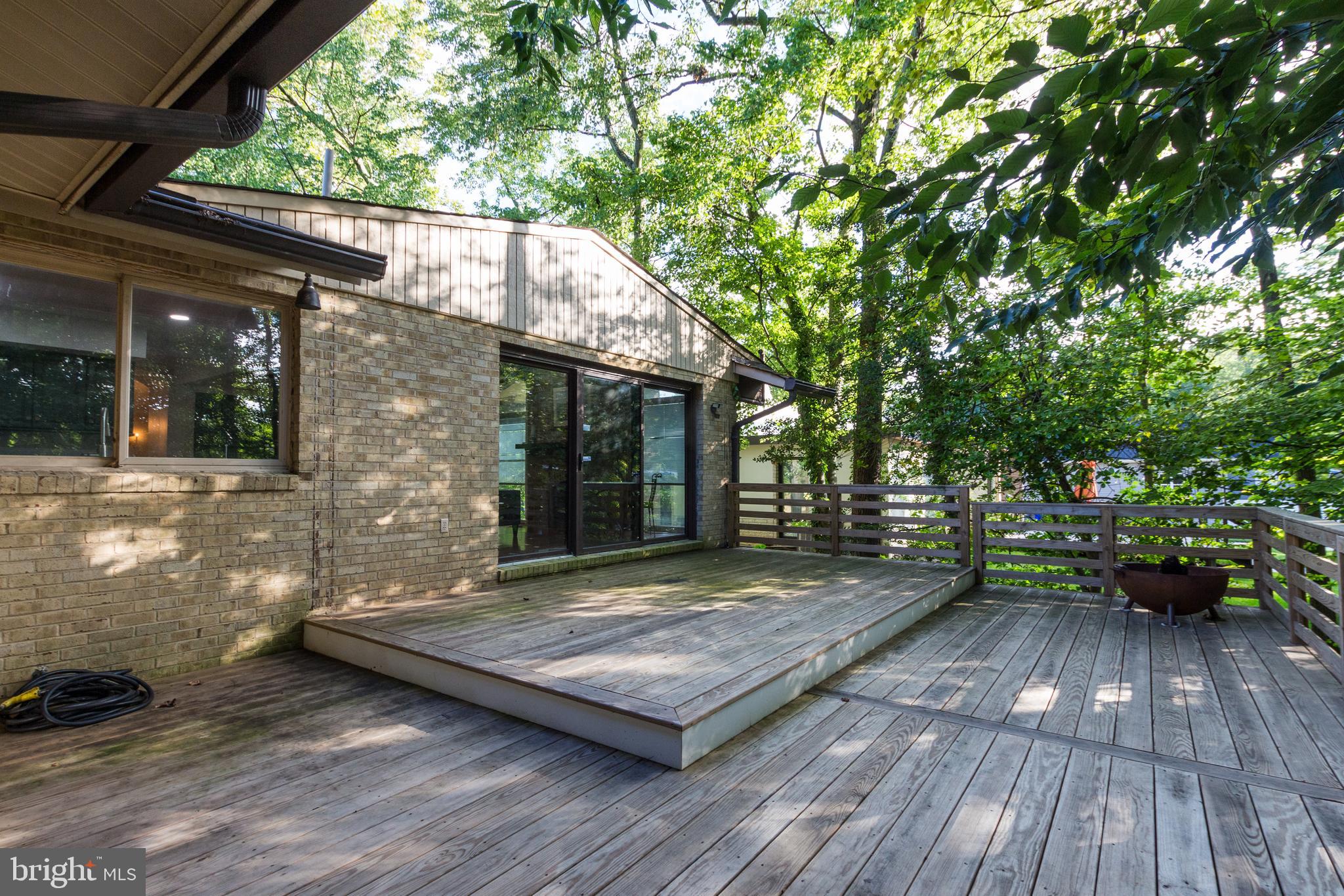 MANOR PARK - Residential