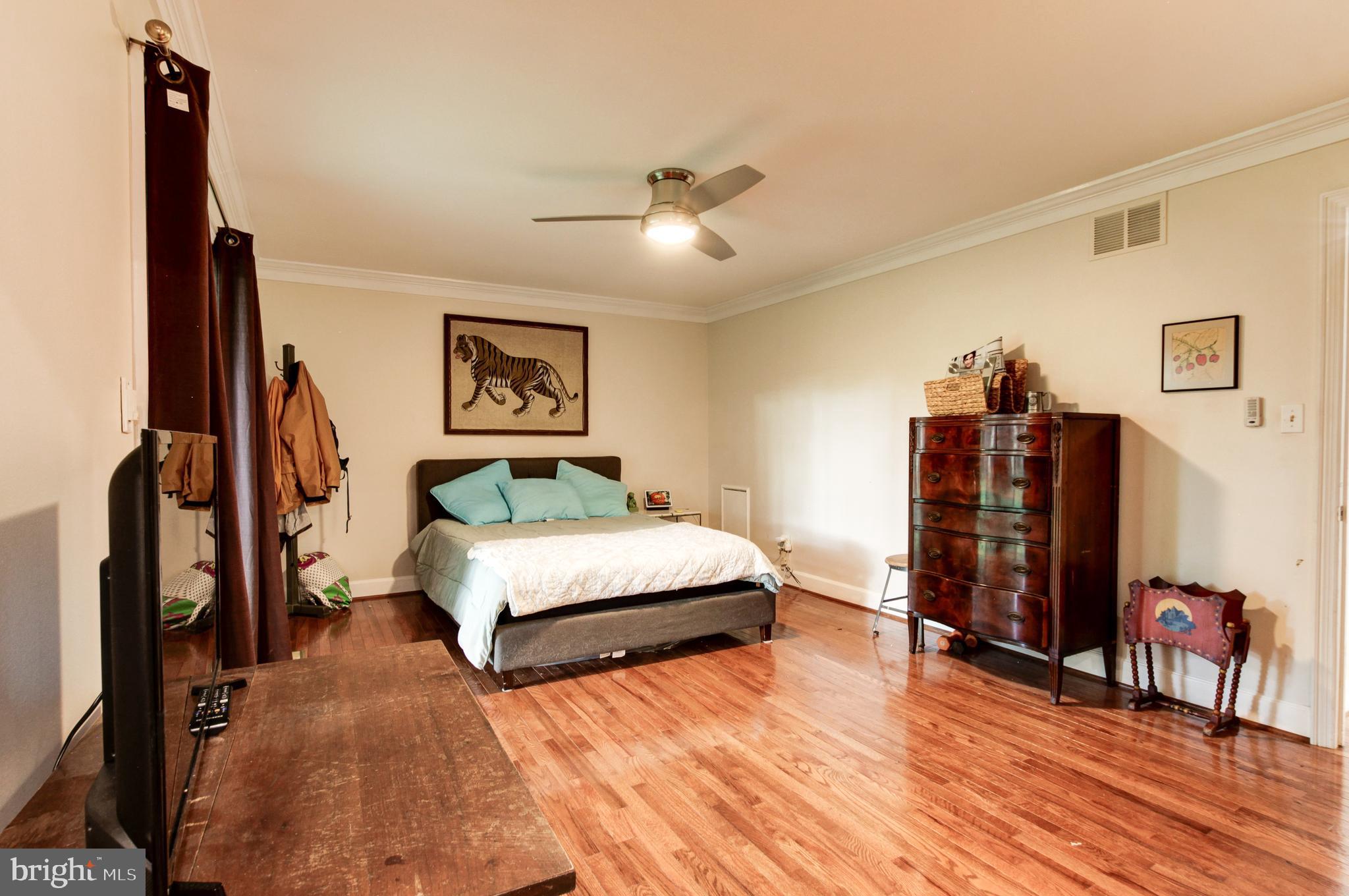 MANOR PARK - Residential