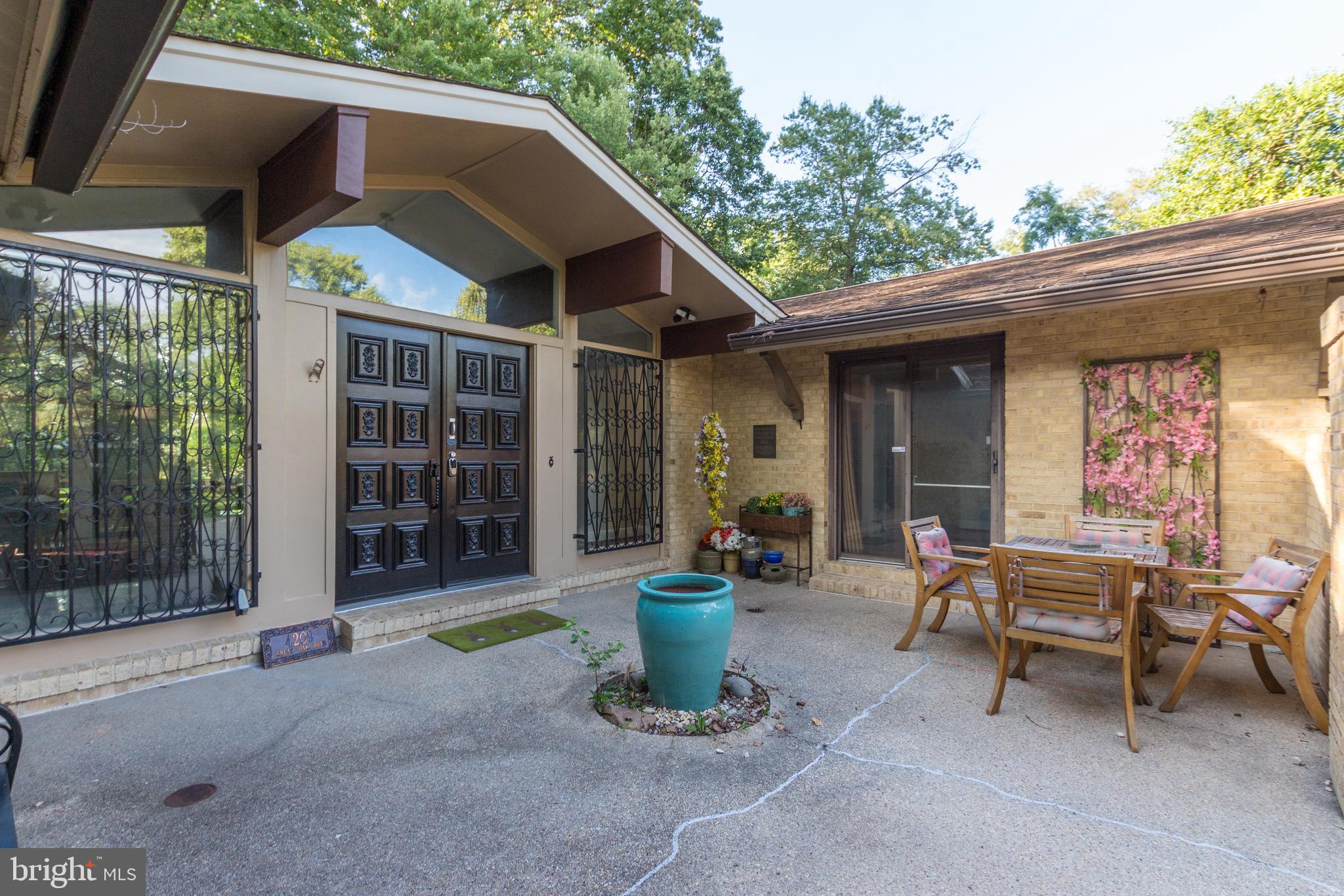 MANOR PARK - Residential