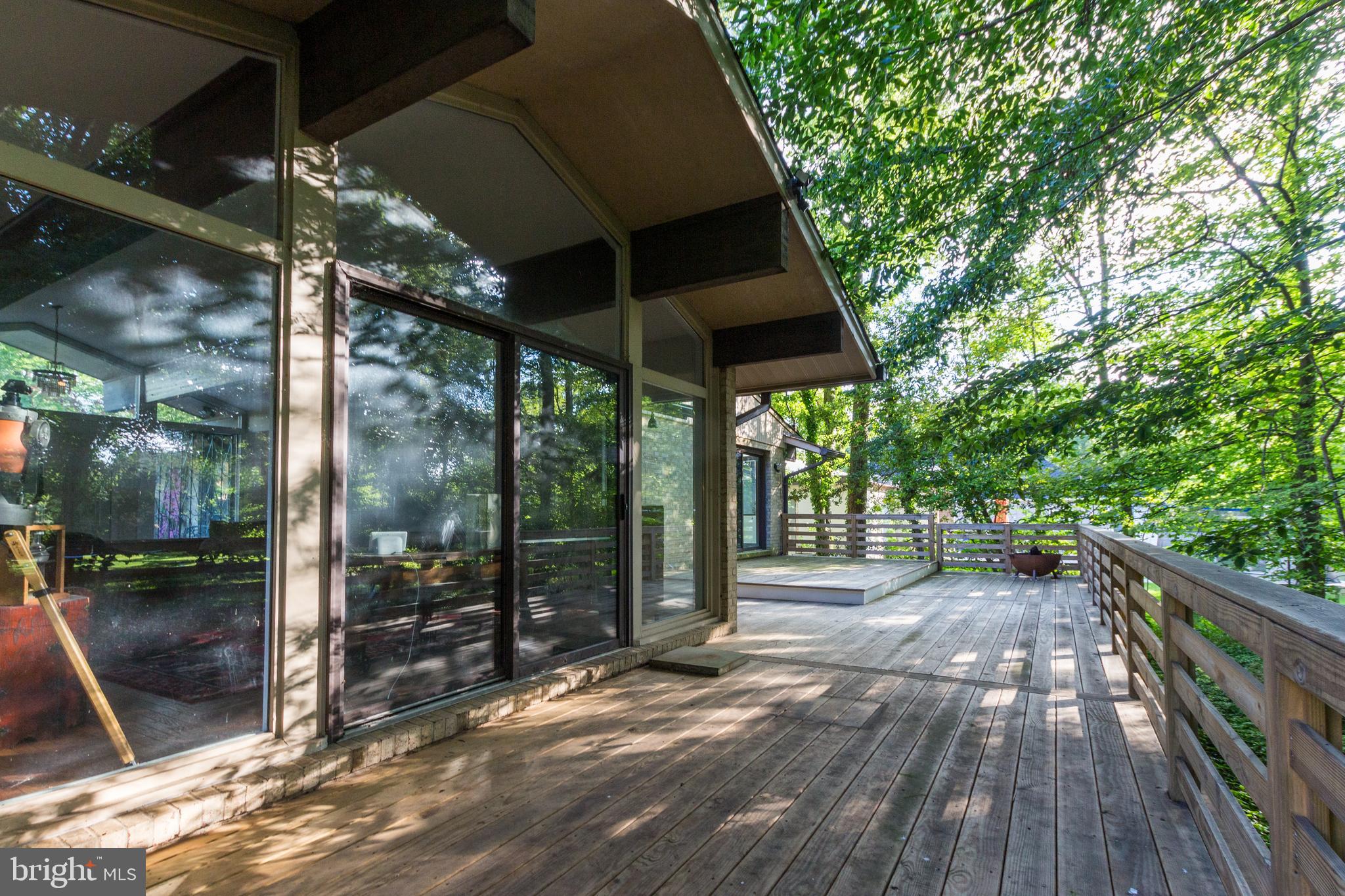 MANOR PARK - Residential