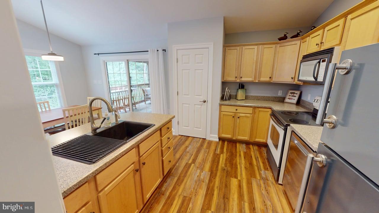 2309 BOUNTY COURT