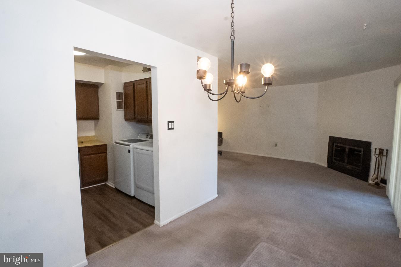 PAINTERS CROSSING - Residential