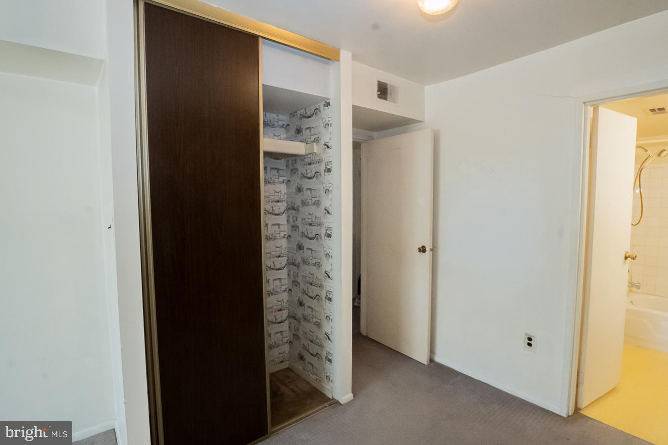 PAINTERS CROSSING - Residential