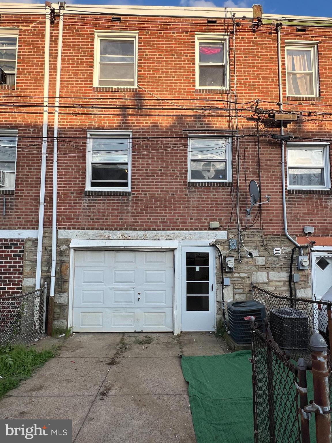 PHILADELPHIA - Residential